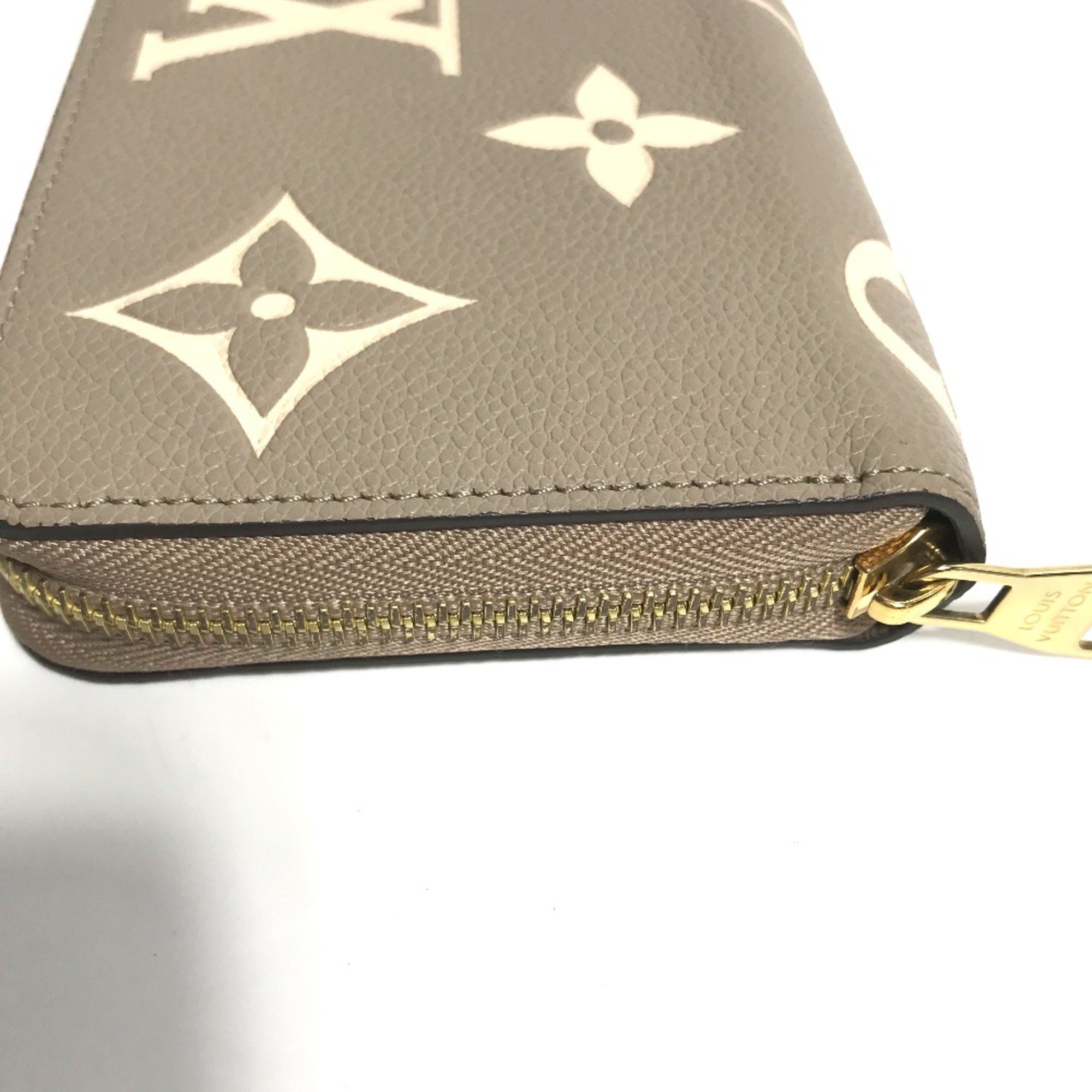 Louis Vuitton M69794 MonogramEmpreinte Zip Around Long Wallet Turtrail claims Beige