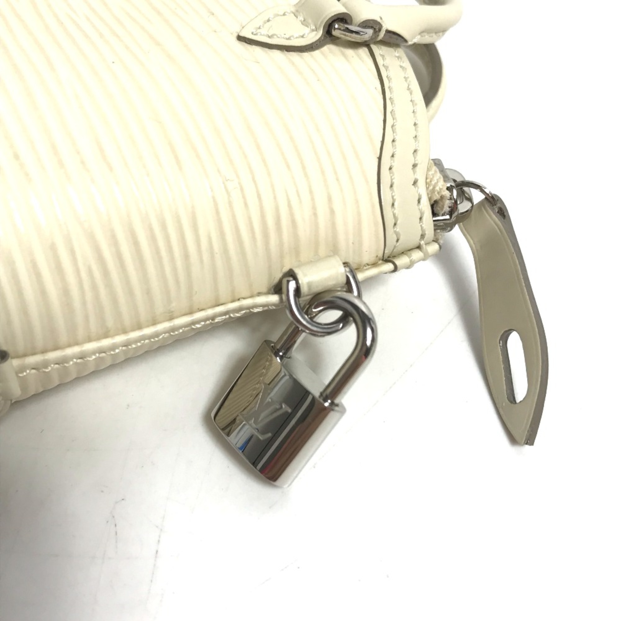 Louis Vuitton M6001J Epi Bag Charm Key Holder Ivoire White