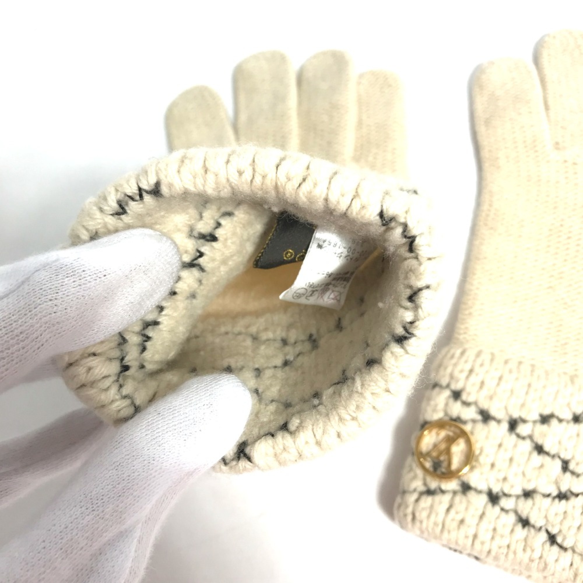 Louis Vuitton M58363 Glove gloves Beige