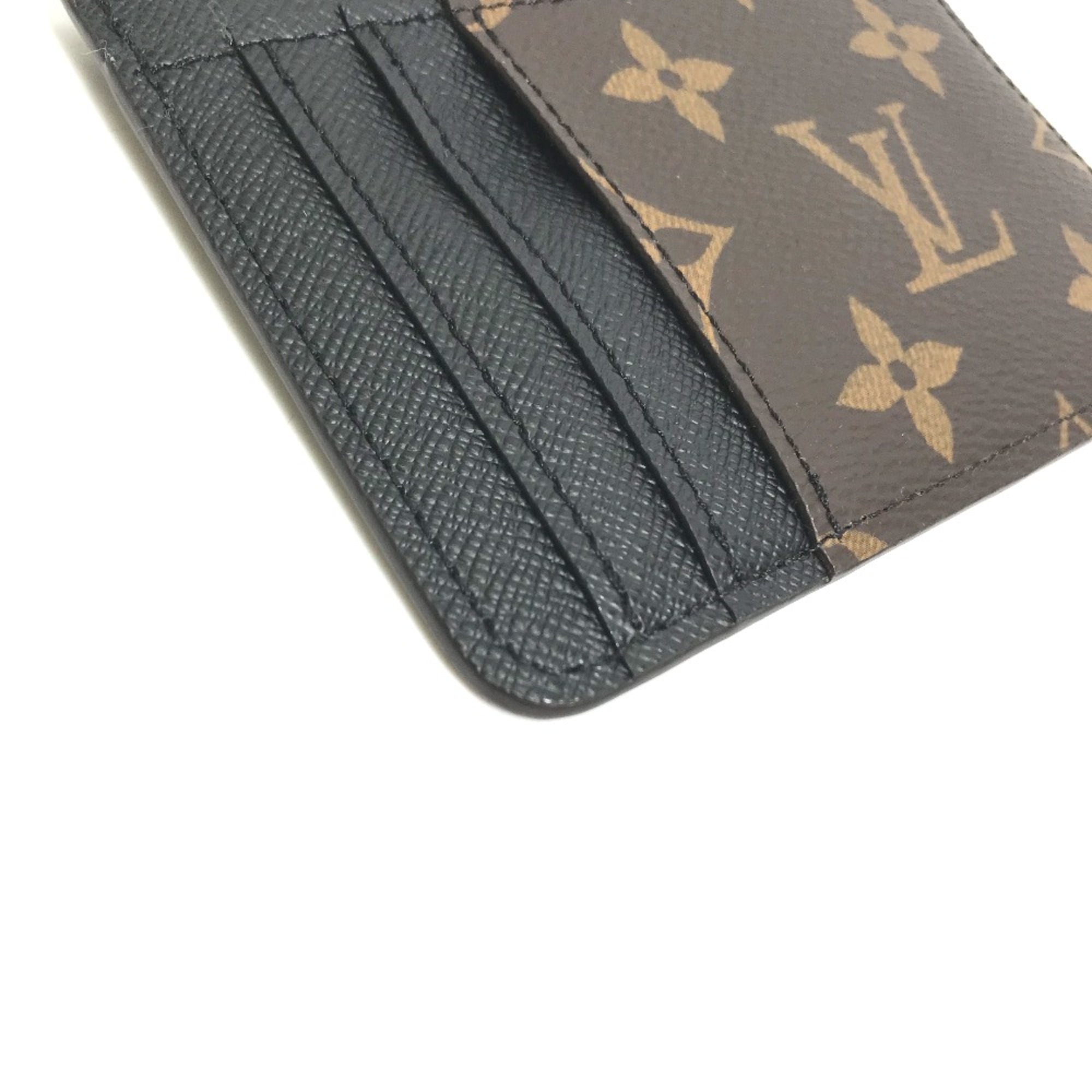 Louis Vuitton M81462 Monogram reverse Pass Case Card Case Card Case Beige Black