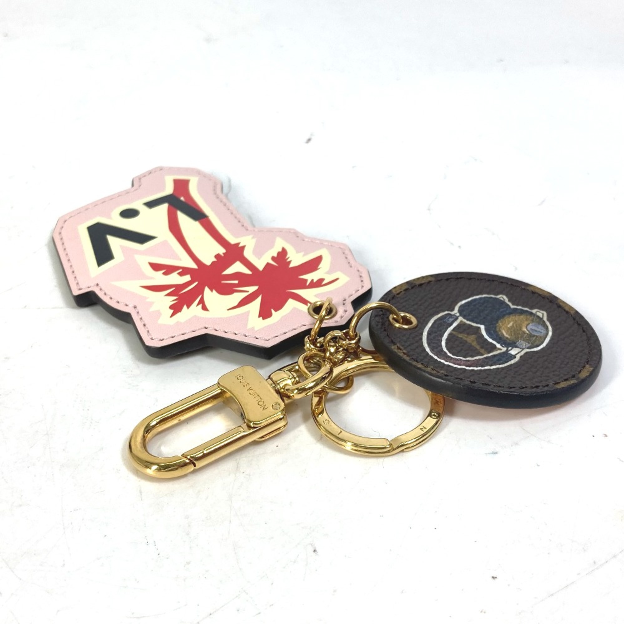 Louis Vuitton M62740 Monogram Bag Charm Palm Tree Headphones Key Holder pink