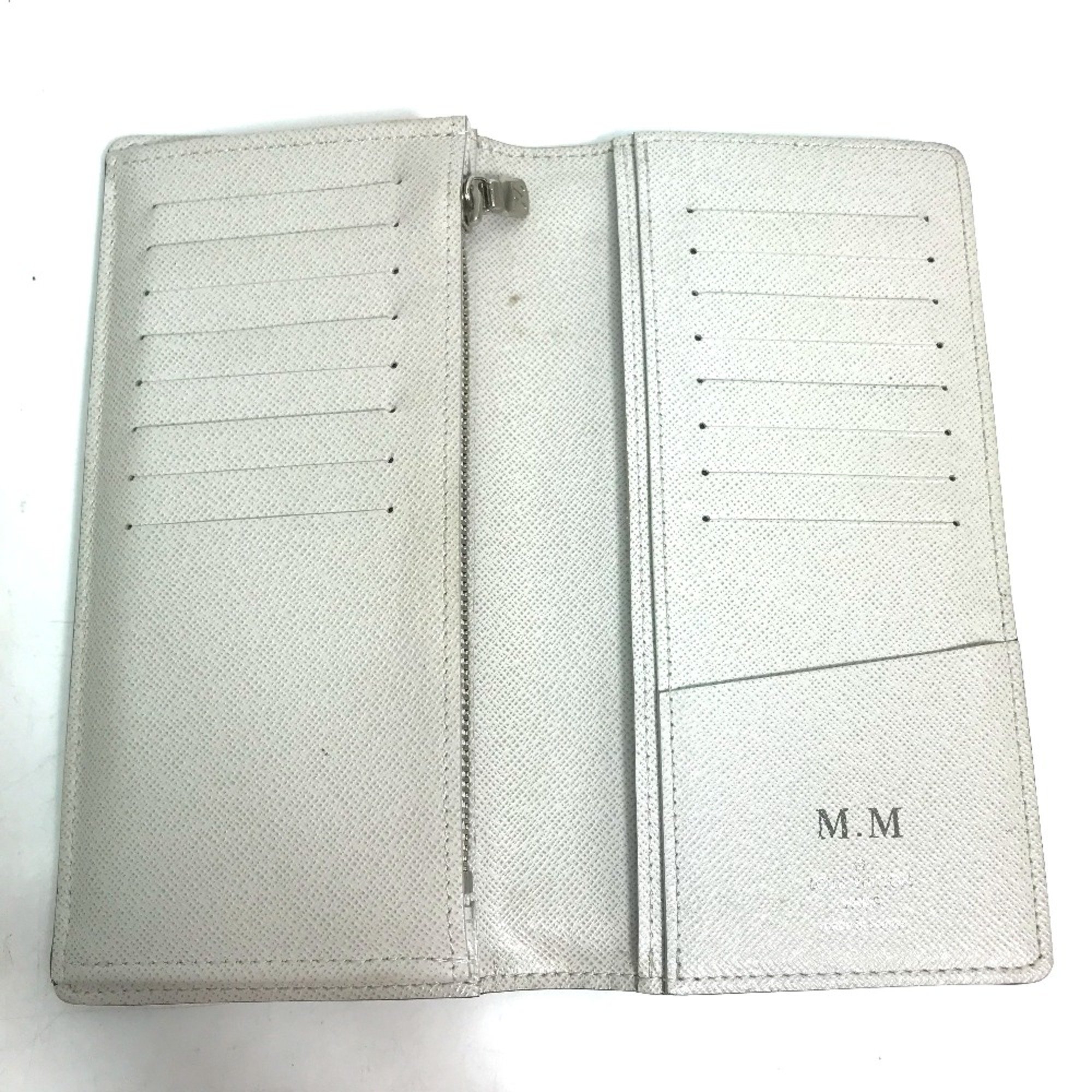 Louis Vuitton M30298 Taigalama Two fold Long Wallet White