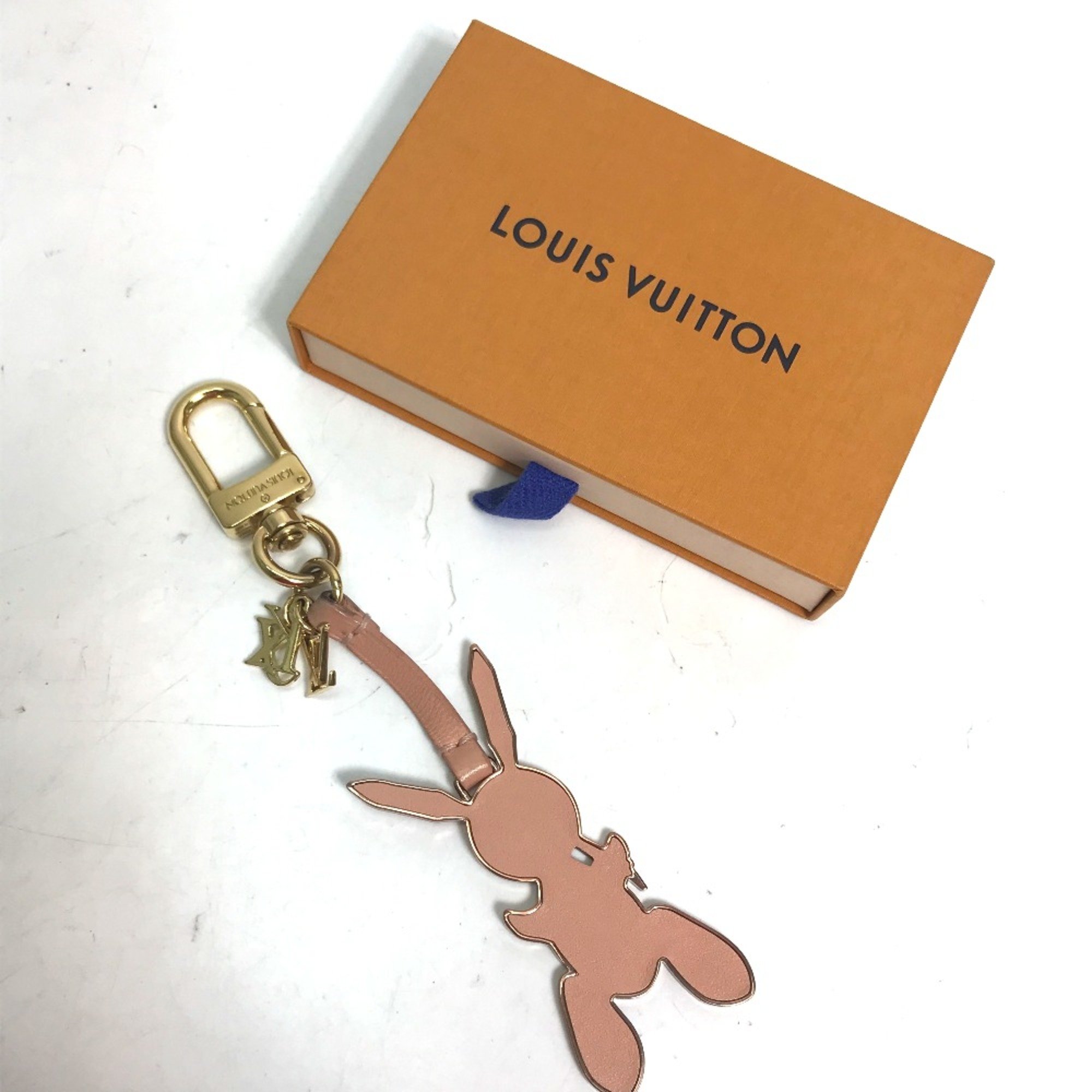 Louis Vuitton M62734 Rabbit Bag Charm Rabbit Rabbit Key Holder pink