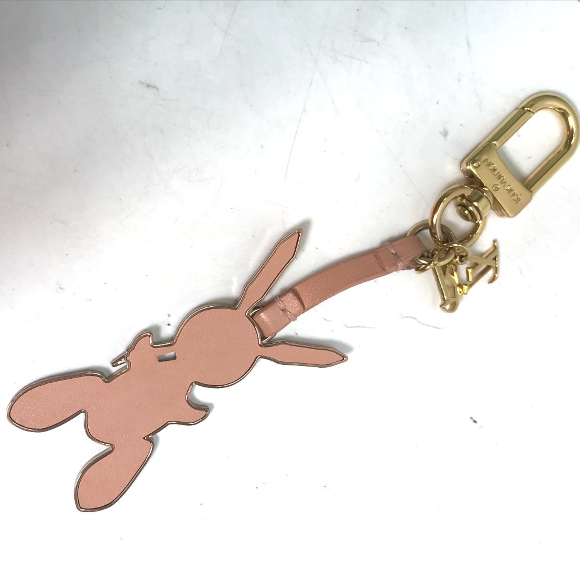 Louis Vuitton M62734 Rabbit Bag Charm Rabbit Rabbit Key Holder pink