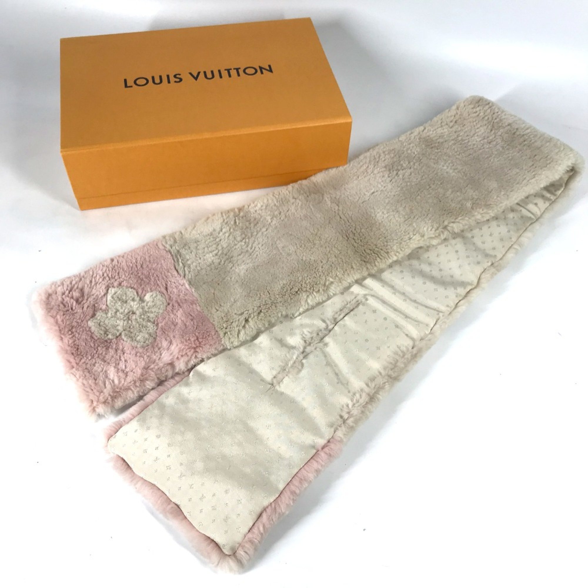 Louis Vuitton M70873 Fur Tippet Logo Bicolor Scarf pink Beige