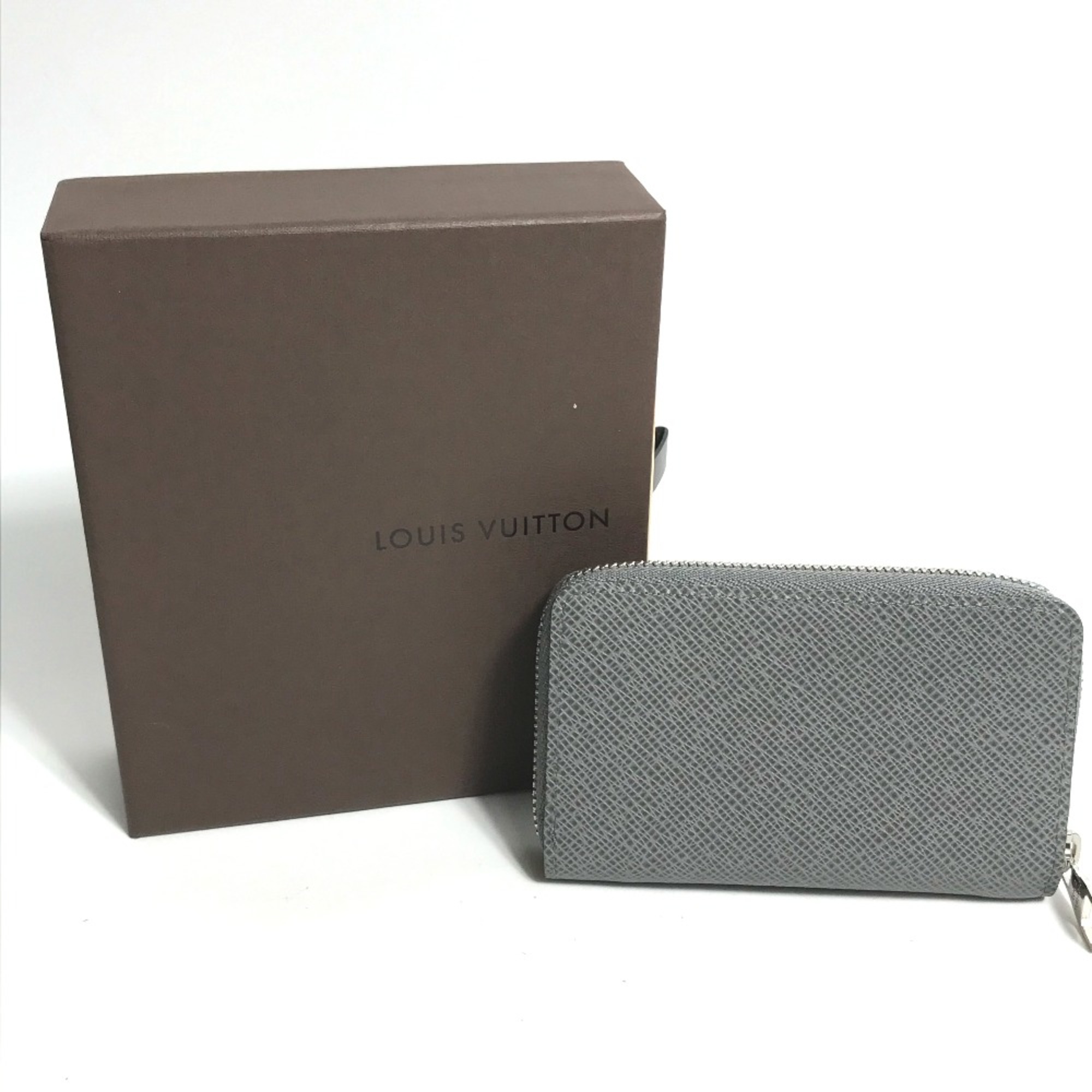 Louis Vuitton M32617 Taiga Coin Compartment Wallet coin purse Gracie gray