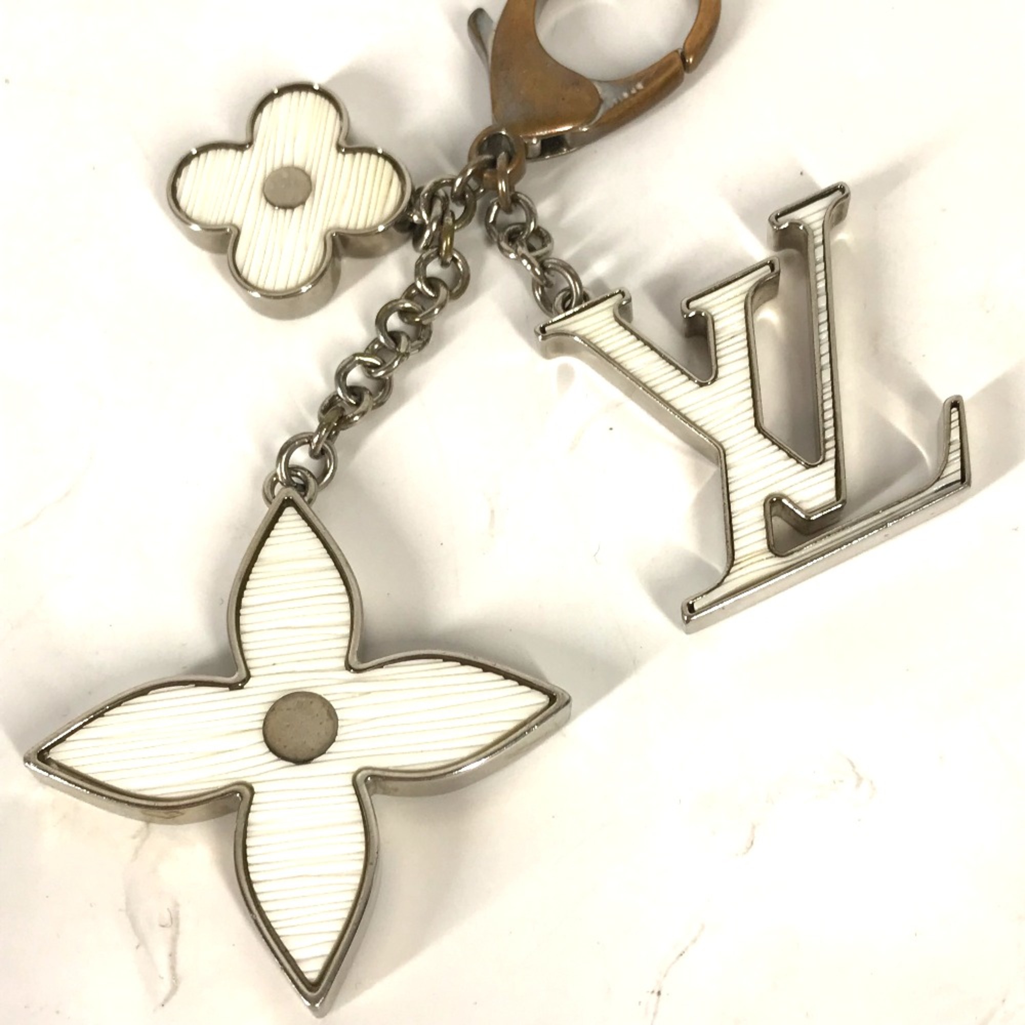 Louis Vuitton M65085 Epi Back charm Key Holder White