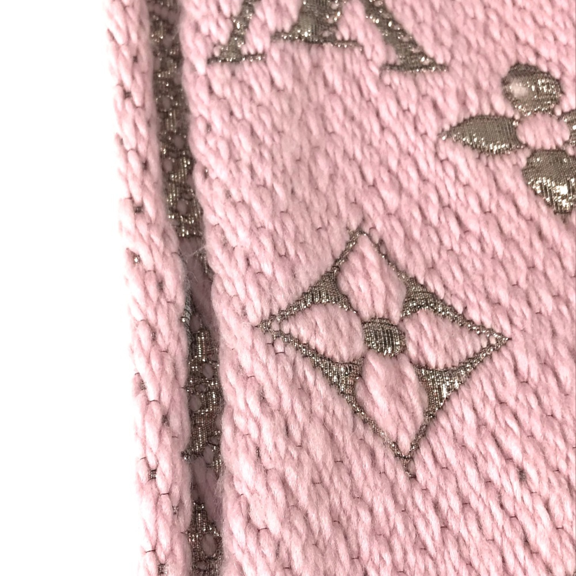 Louis Vuitton M70466 Glitter Monogram fringe Scarf pink