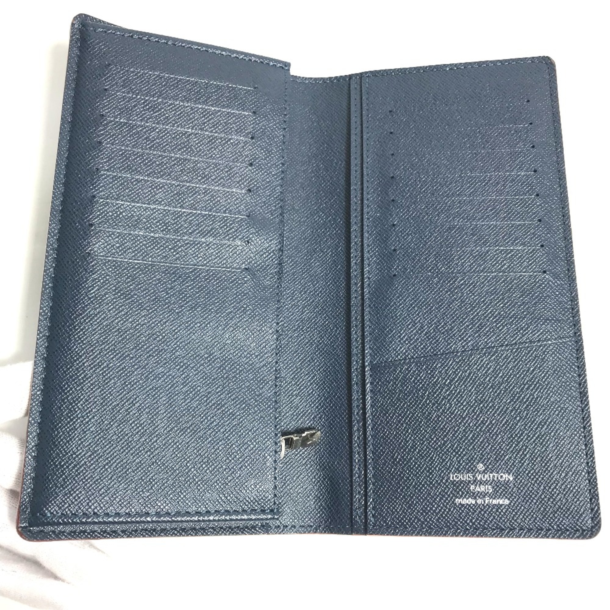 Louis Vuitton M30662 Taiga long wallet bifold Long Wallet Ocan blue