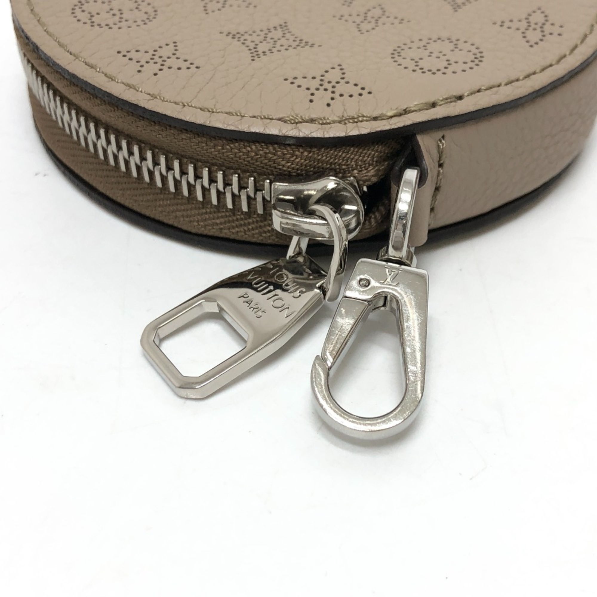 Louis Vuitton M57201 MonogramMahina Drawstring 2WAY Hand Bag Bag Shoulder Bag Beige SilverHardware