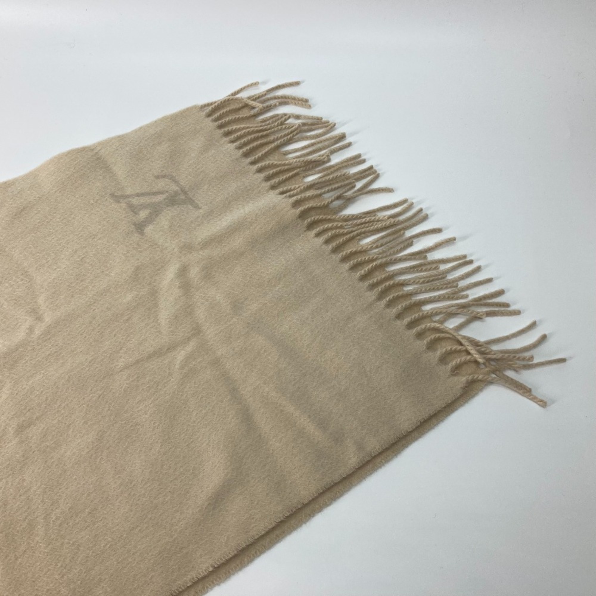 Louis Vuitton fringe Scarf Beige