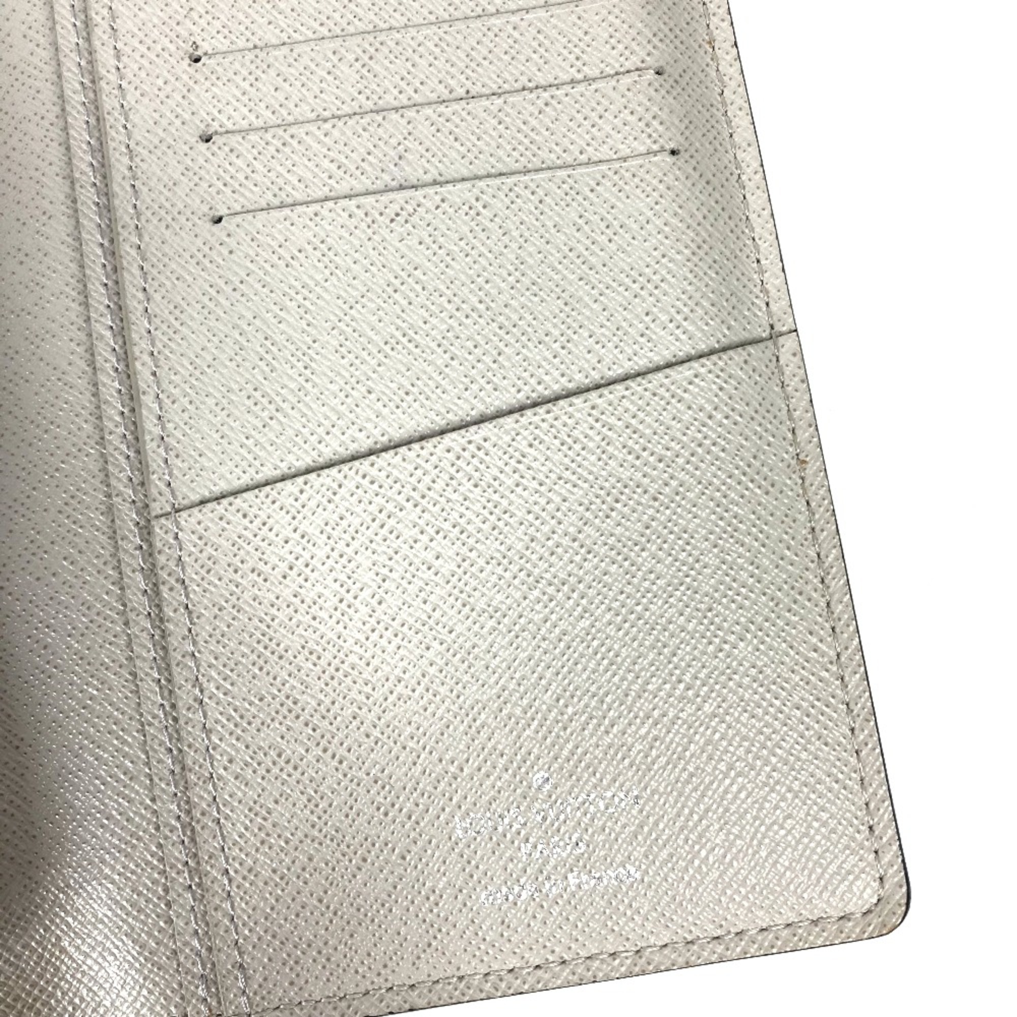 Louis Vuitton M30557 Taiga Long wallet Long Wallet Stone Beige