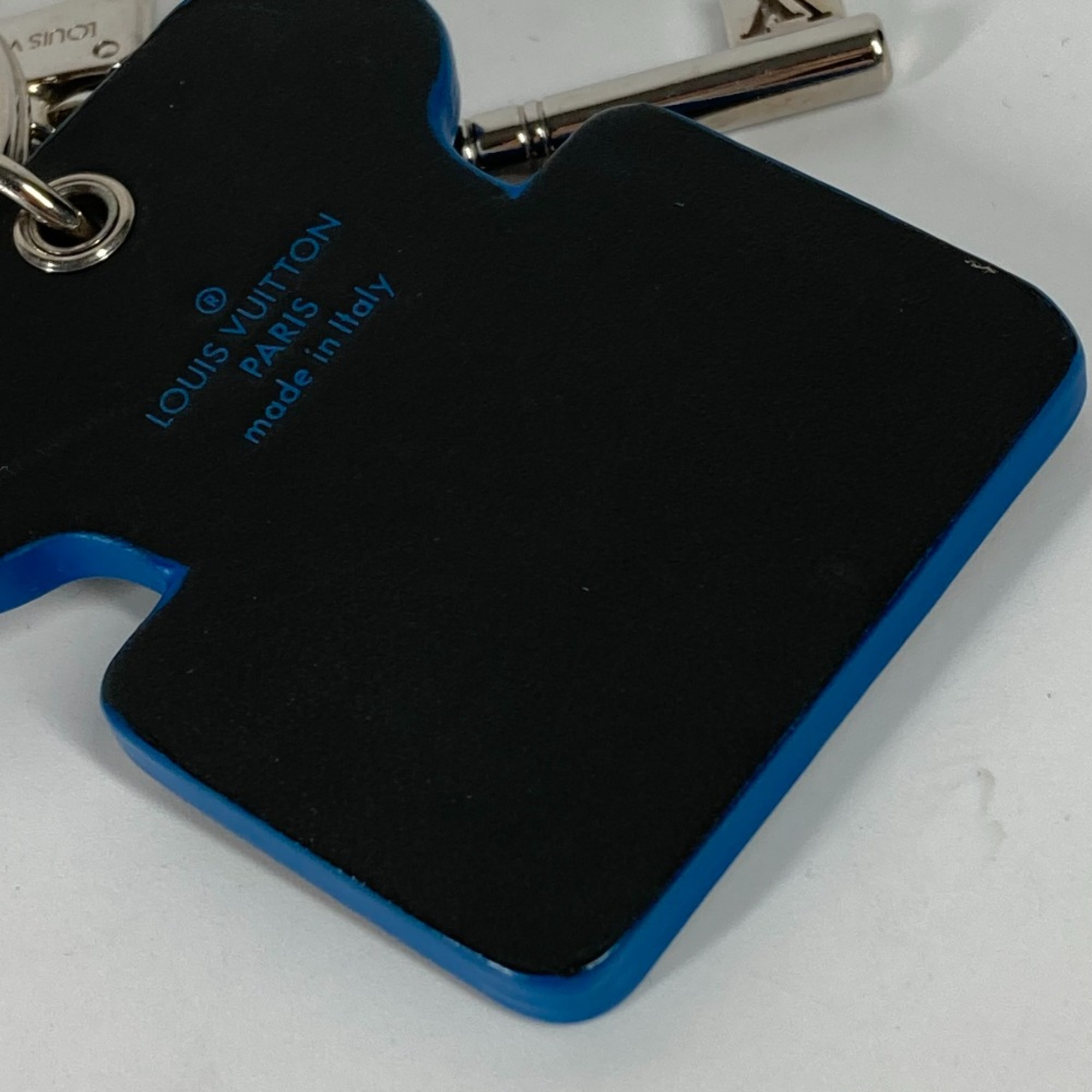 Louis Vuitton M00025 Bag Charm Key Holder blue Black