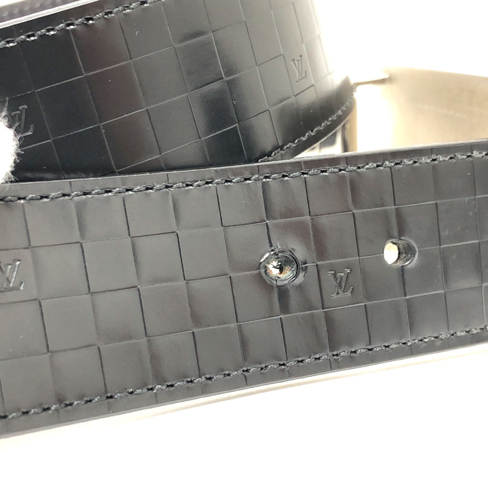 Louis Vuitton M6820 35MM belt belt Black SilverHardware