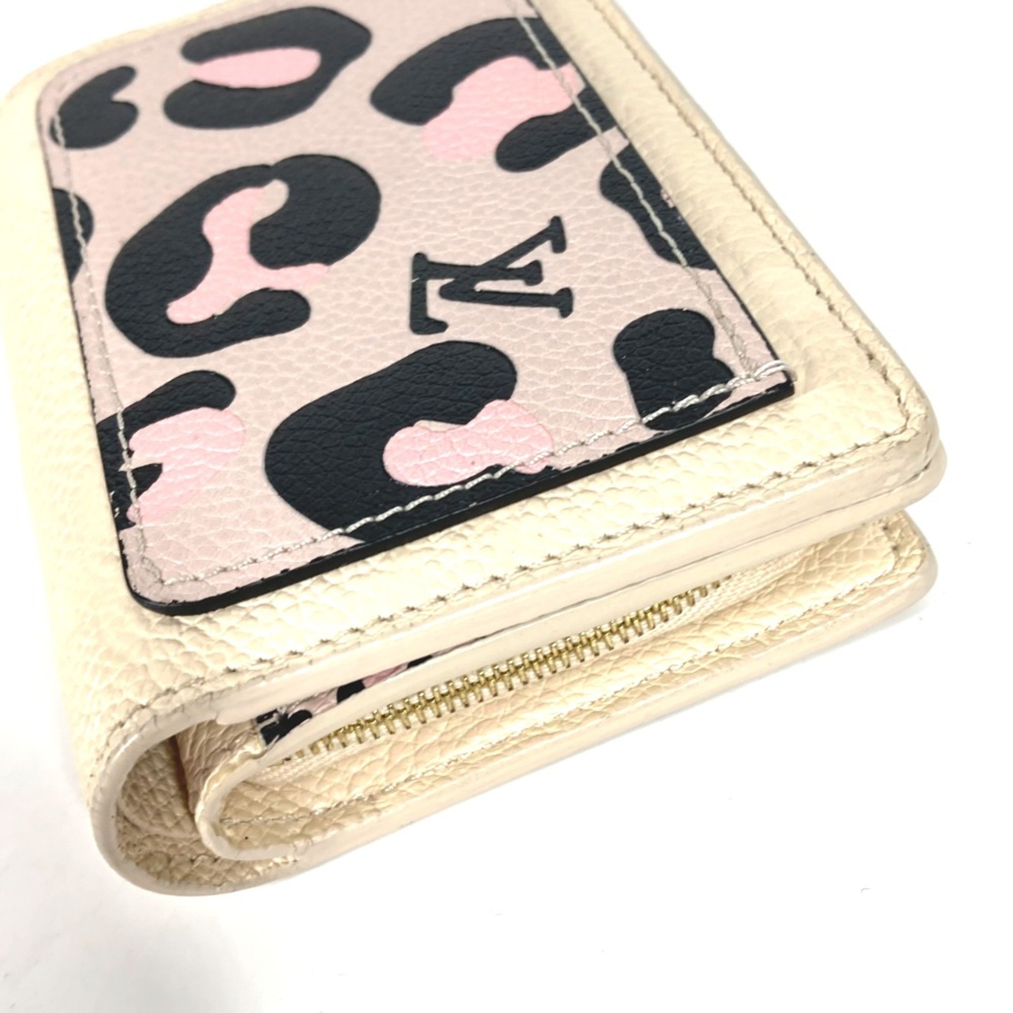 Louis Vuitton M80754 MonogramEmpreinte wild at heart leopard leopard Folded wallet claim Beige