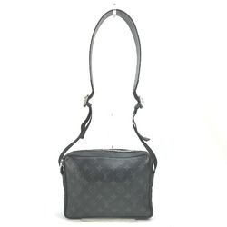 Louis Vuitton M30233 Taigalama Shoulder Bag Crossbody Shoulder Bag Noir Black