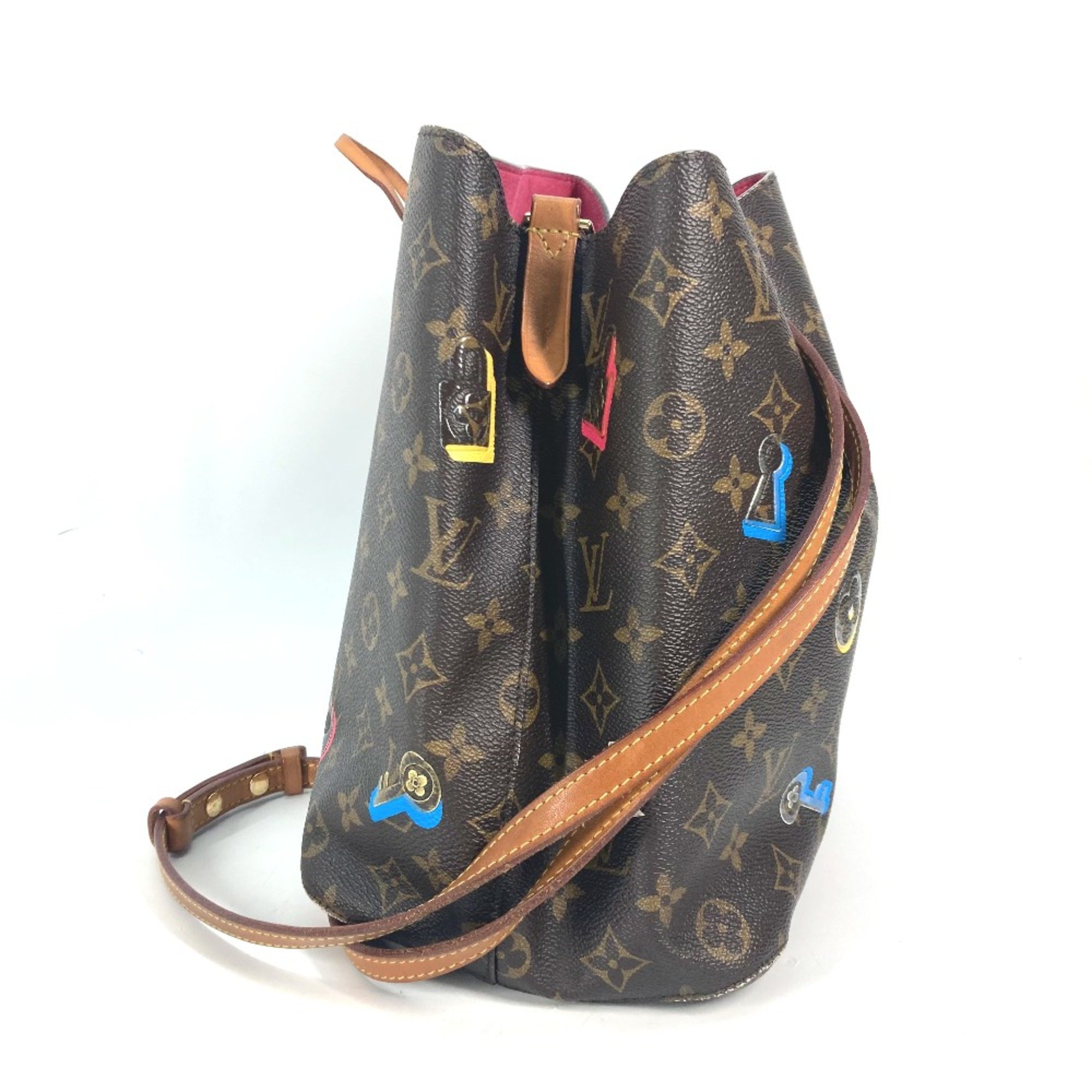 Louis Vuitton M44369 Monogram love lock Crossbody Drawstring Bag Shoulder Bag Brown