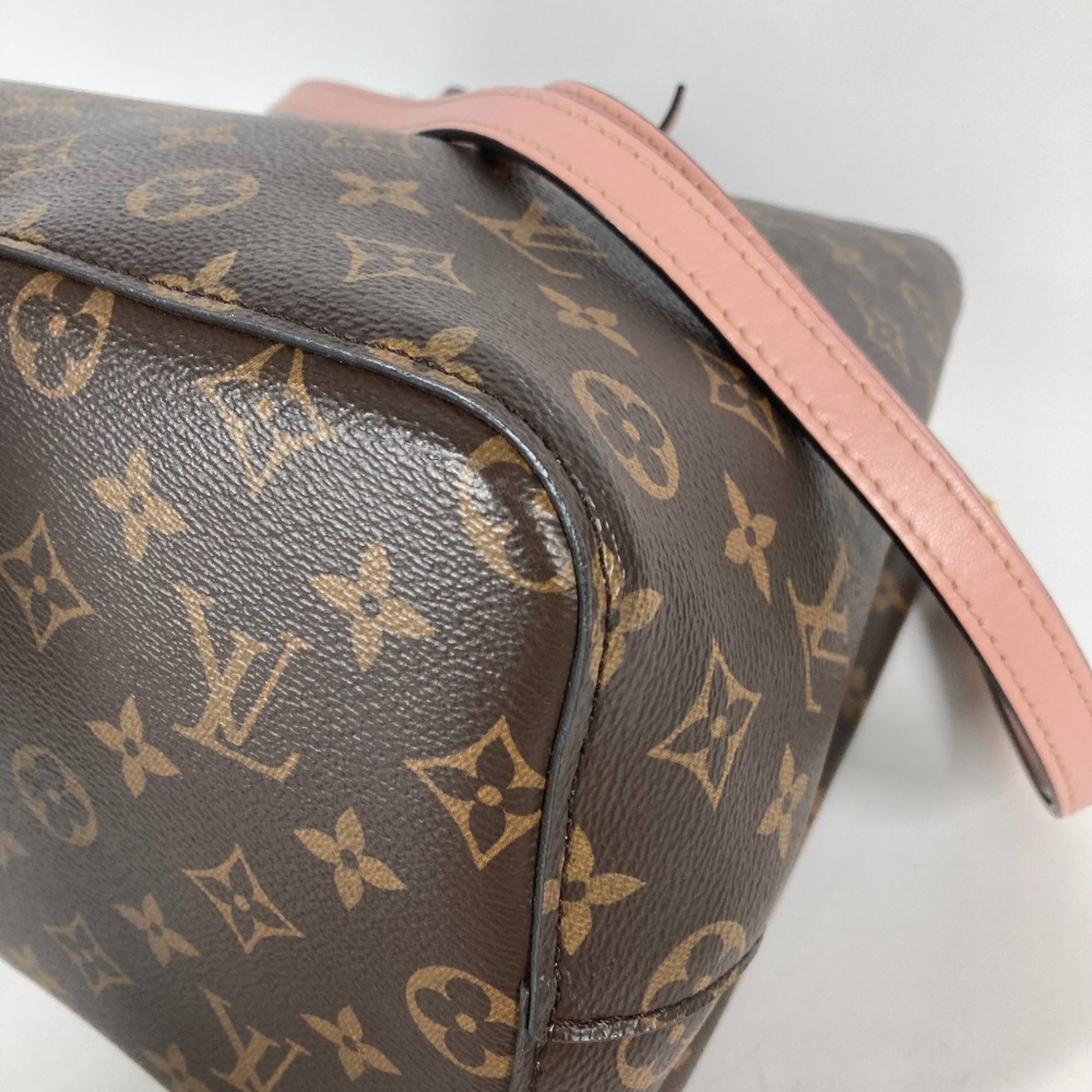 Louis Vuitton M44022 Monogram drawstring bag Shoulder Bag Rose-Poodle pink Brown