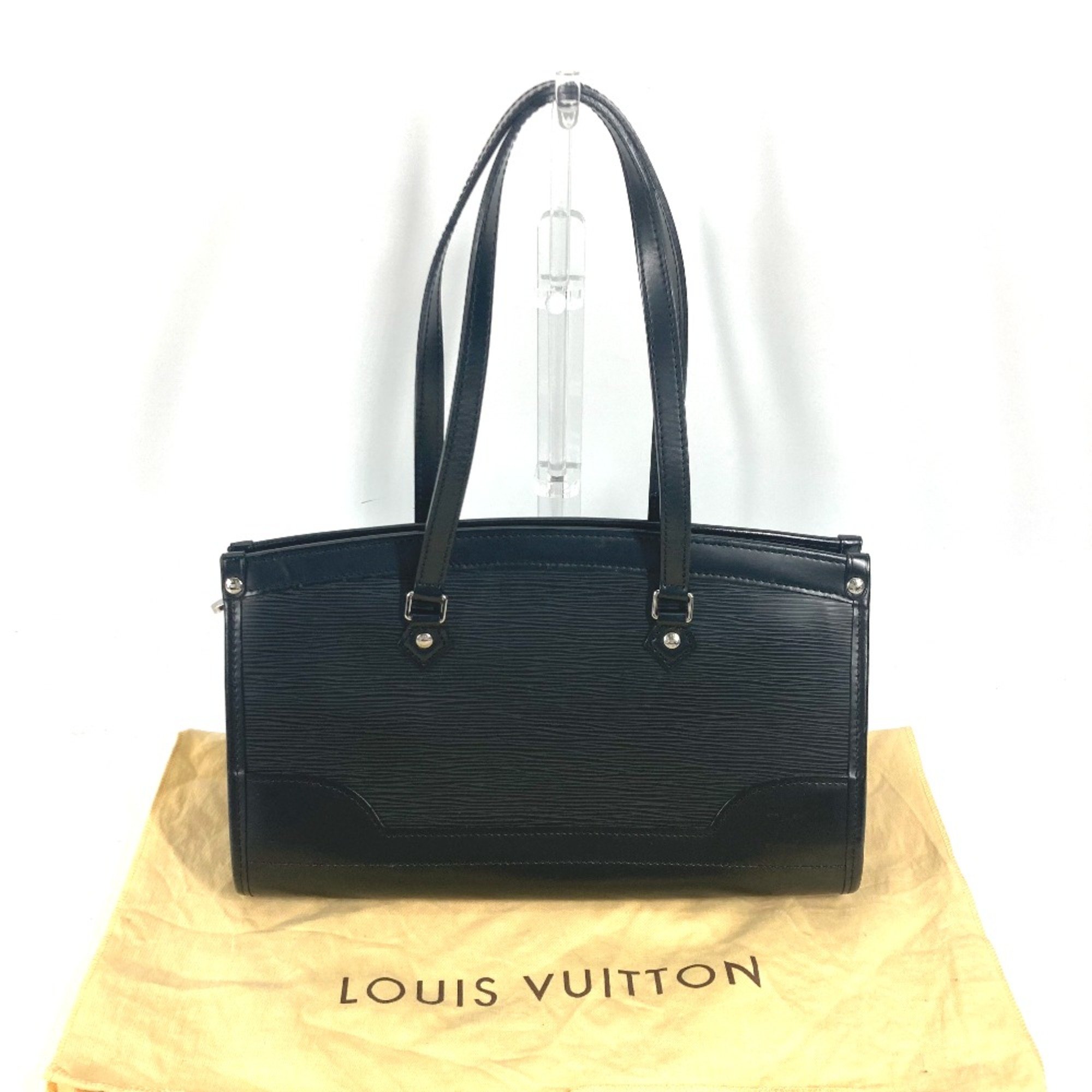 Louis Vuitton M59332 Epi shoulder bag Shoulder Bag Noir Black