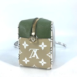 Louis Vuitton M67610 Monogram-Giant shoulder bag Shoulder Bag khaki