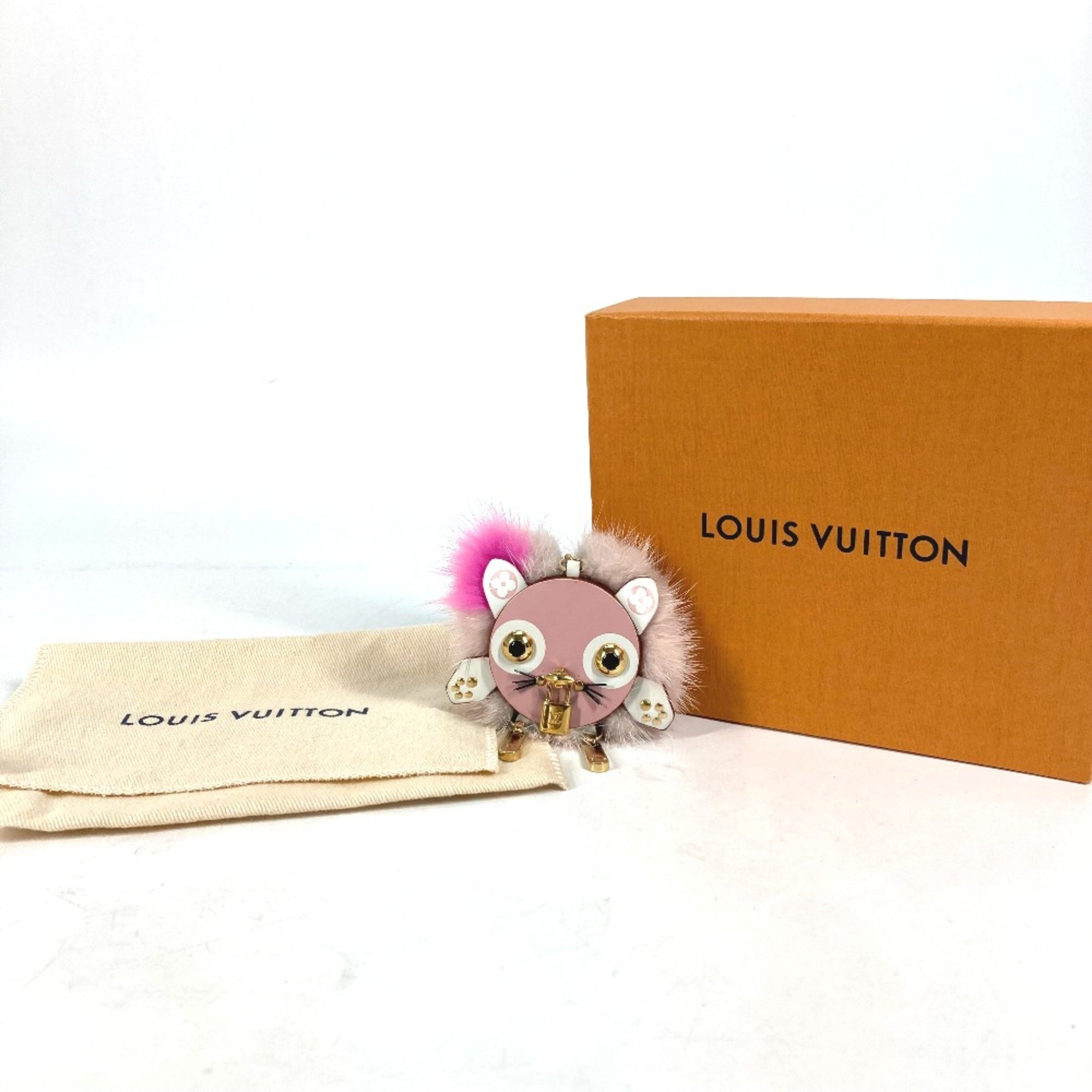 Louis Vuitton M63093 Bag Charm Key Holder pink