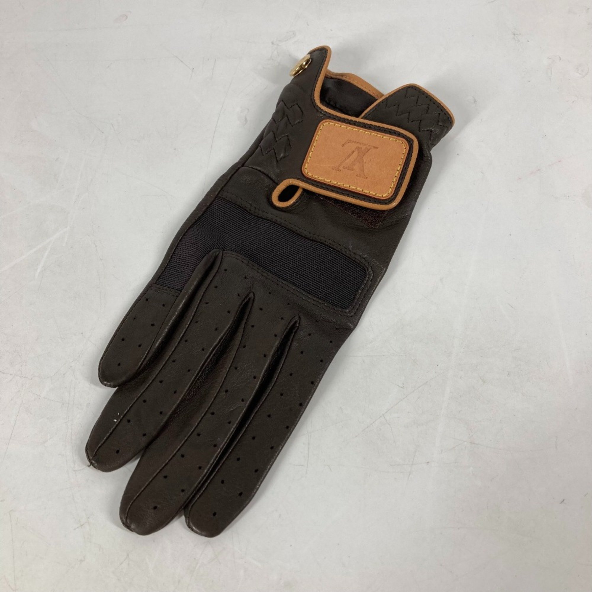 Louis Vuitton right hand gloves Brown