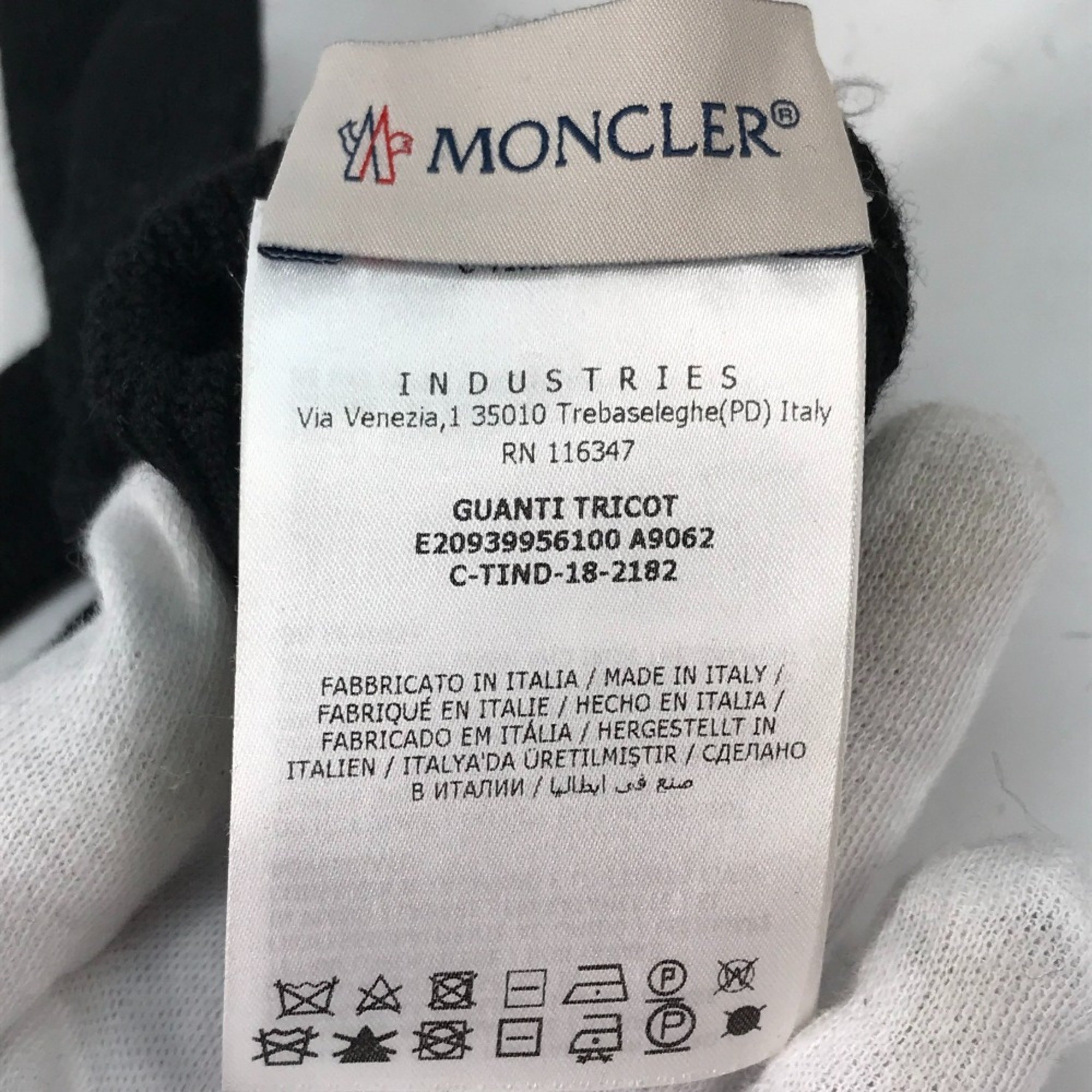 Moncler gloves Glove Black White