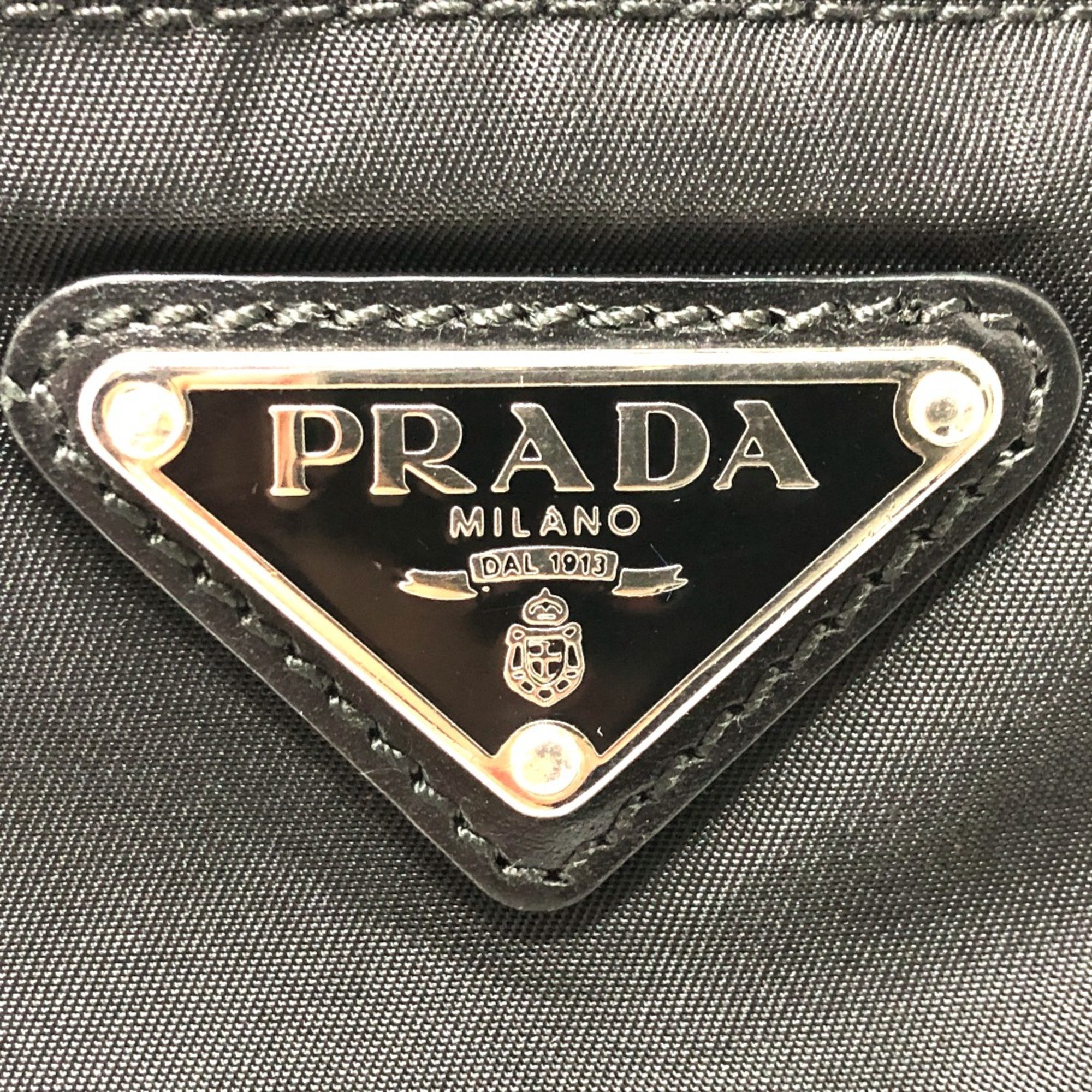 PRADA Flat Crossbody Bags Shoulder Bags Shoulder Bag Black SilverHardware