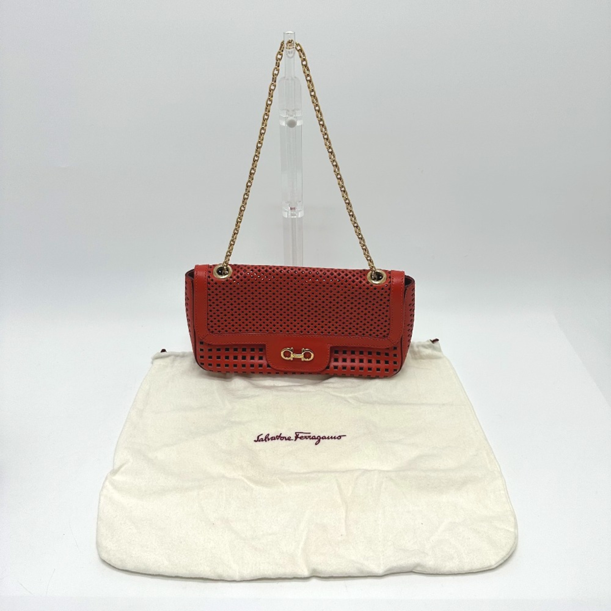 Salvatore Ferragamo Gancini Bag Chain Shoulder Bag Red