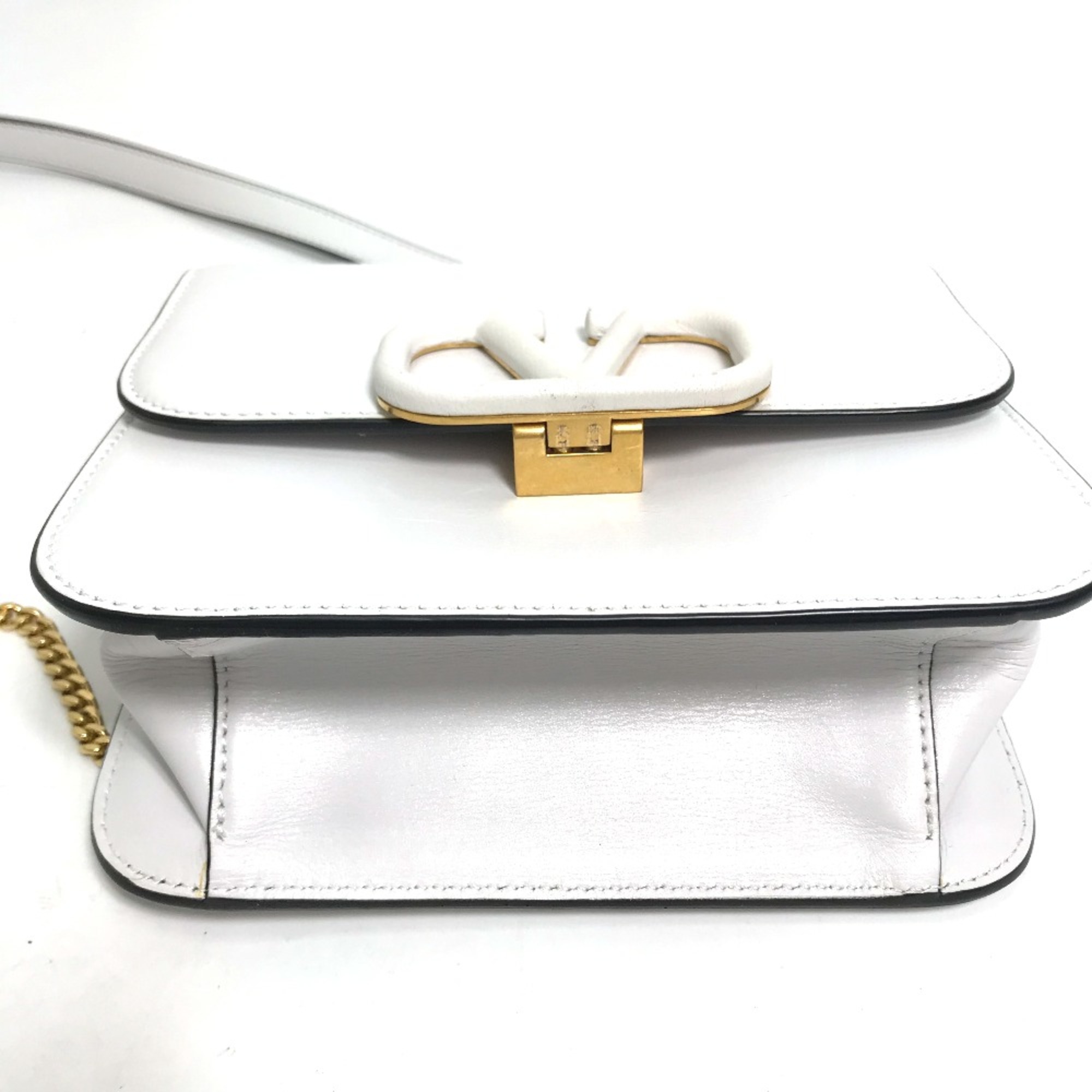 Valentino-Galavani Chain Crossbody Pochette Shoulder Bag White