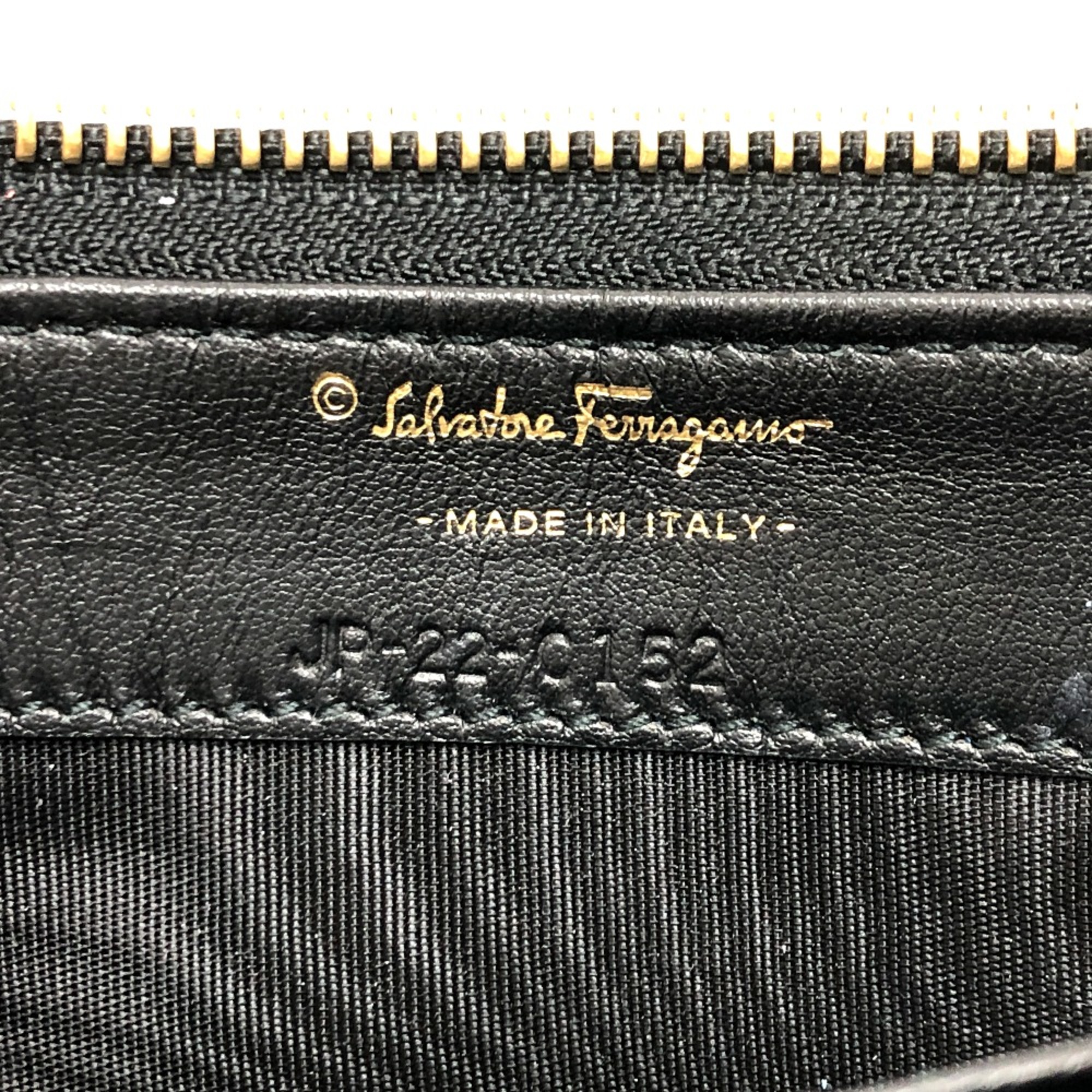 Salvatore Ferragamo Vala L-shaped fastener Long Wallet Black GoldHardware