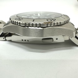 Tag Heuer WBP1113 Professional 200 Quartz date Wristwatch Silver