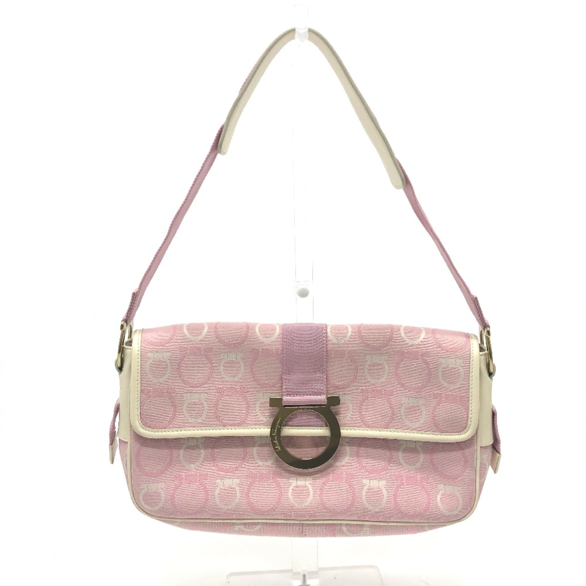 Salvatore Ferragamo Gancini Bag Shoulder Bag pink GoldHardware