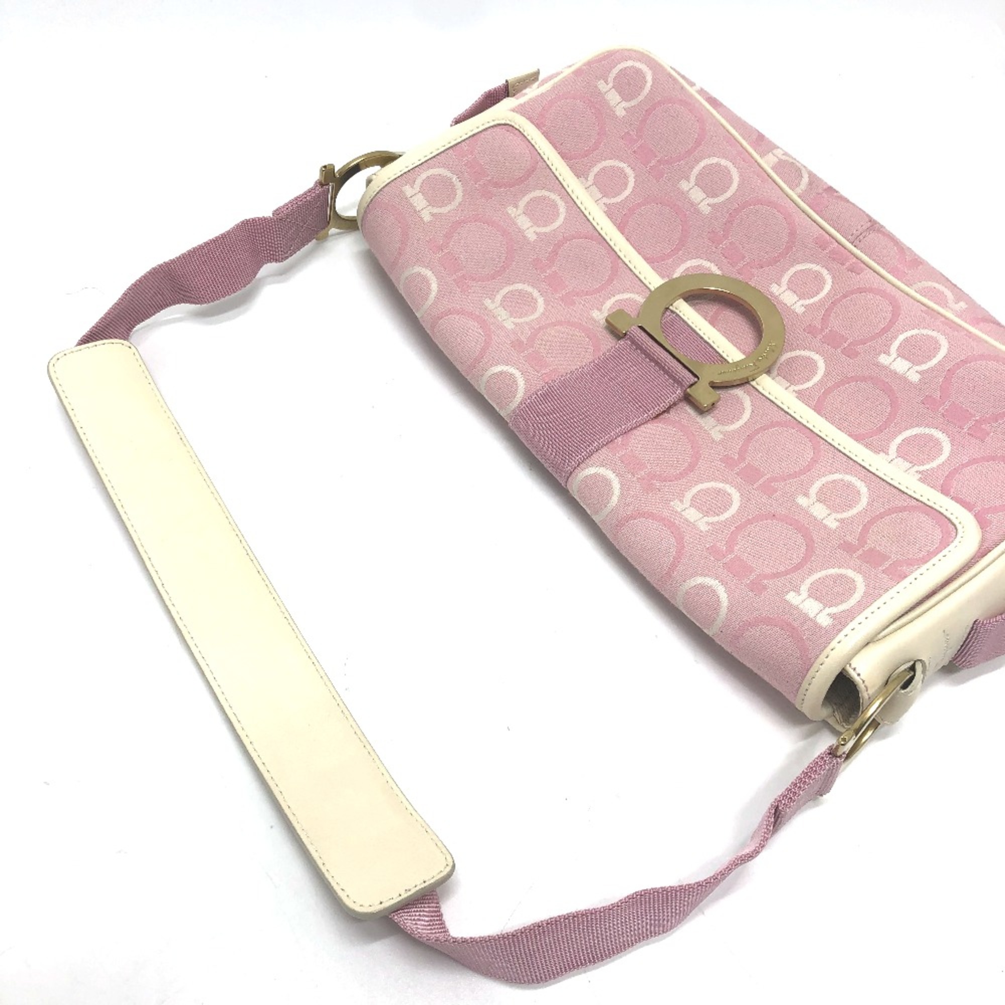 Salvatore Ferragamo Gancini Bag Shoulder Bag pink GoldHardware