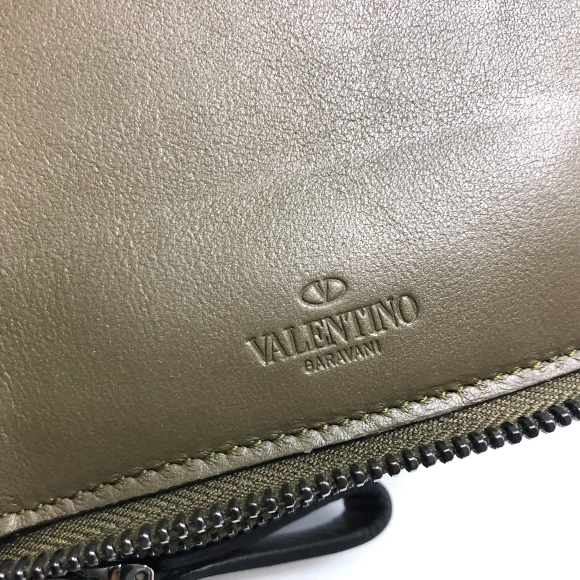 Valentino-Galavani Rock studs Wallet Long Wallet khaki SilverHardware