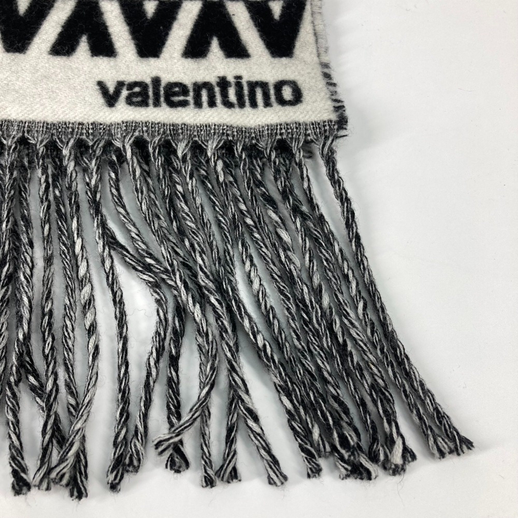 Valentino bicolor fringe Scarf Black White