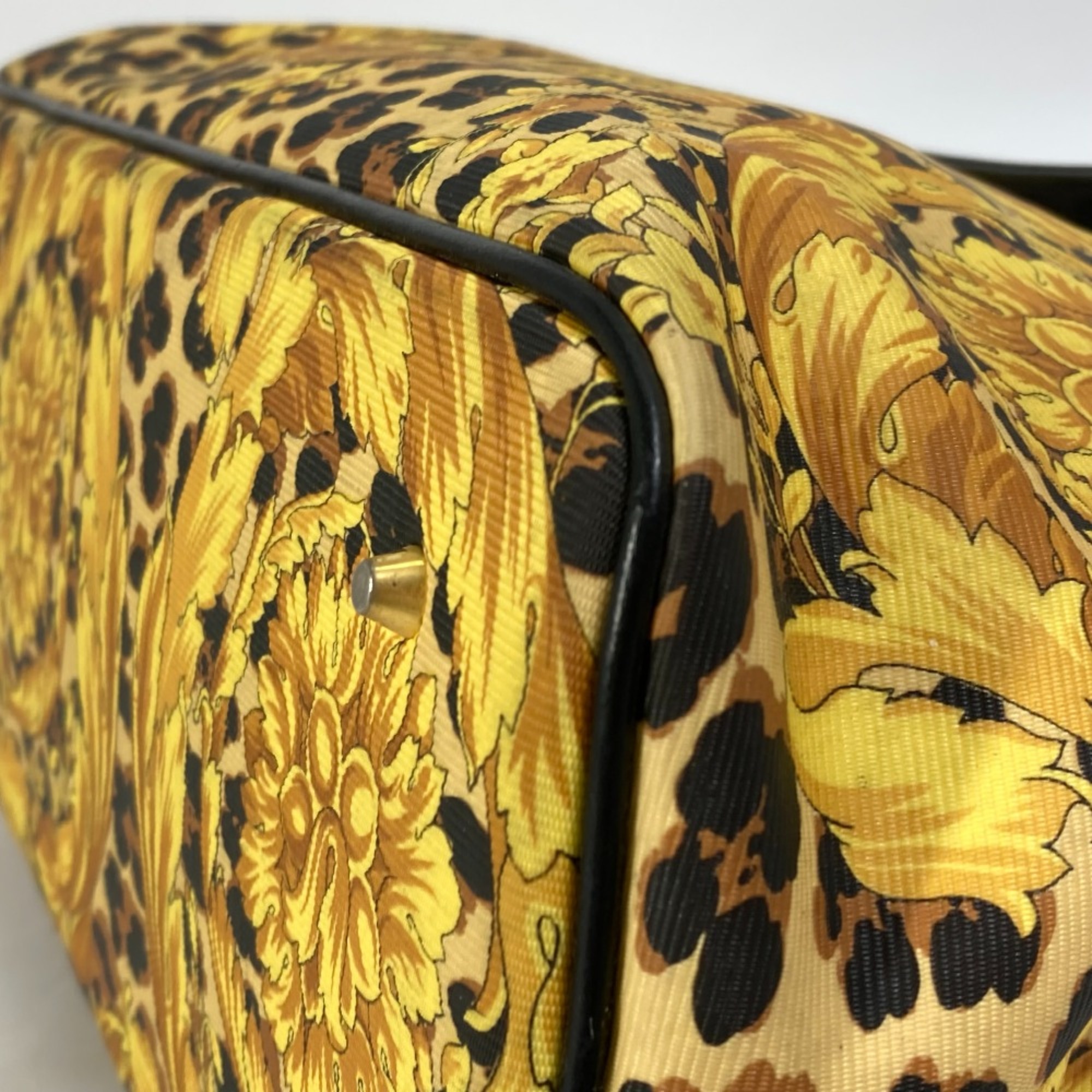 Versace leopard print leopard vintage bag shawl Shoulder Bag yellow Black