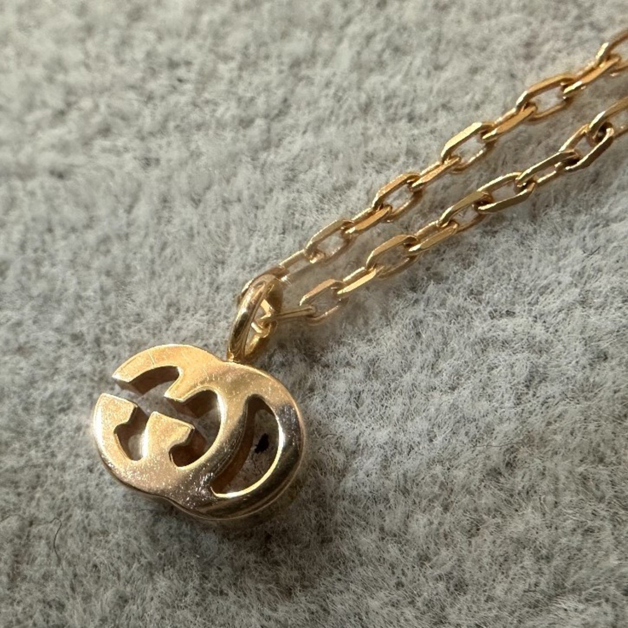 Gucci 687118 Necklace Gold