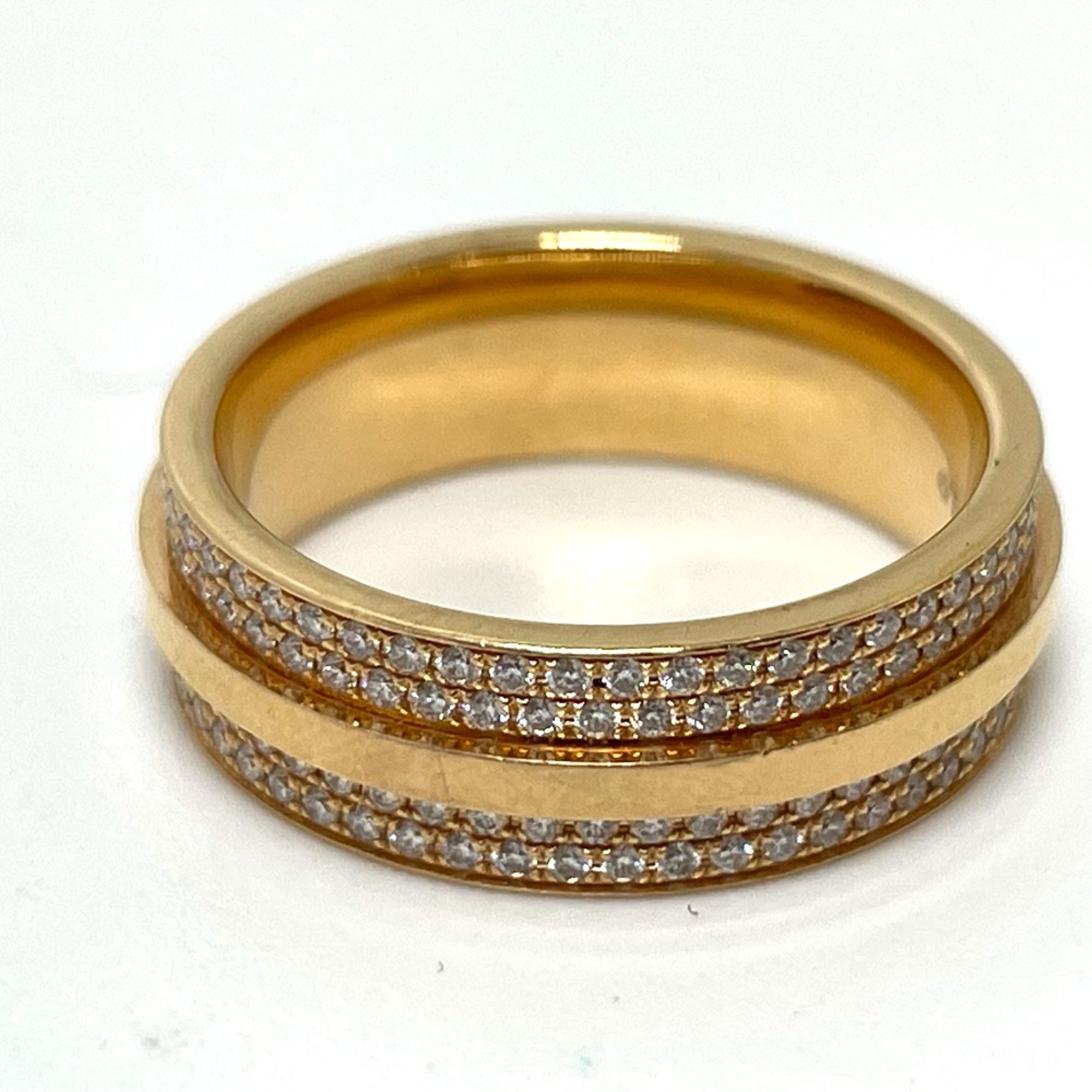 TIFFANY&Co. Pave Diamond Ring Gold