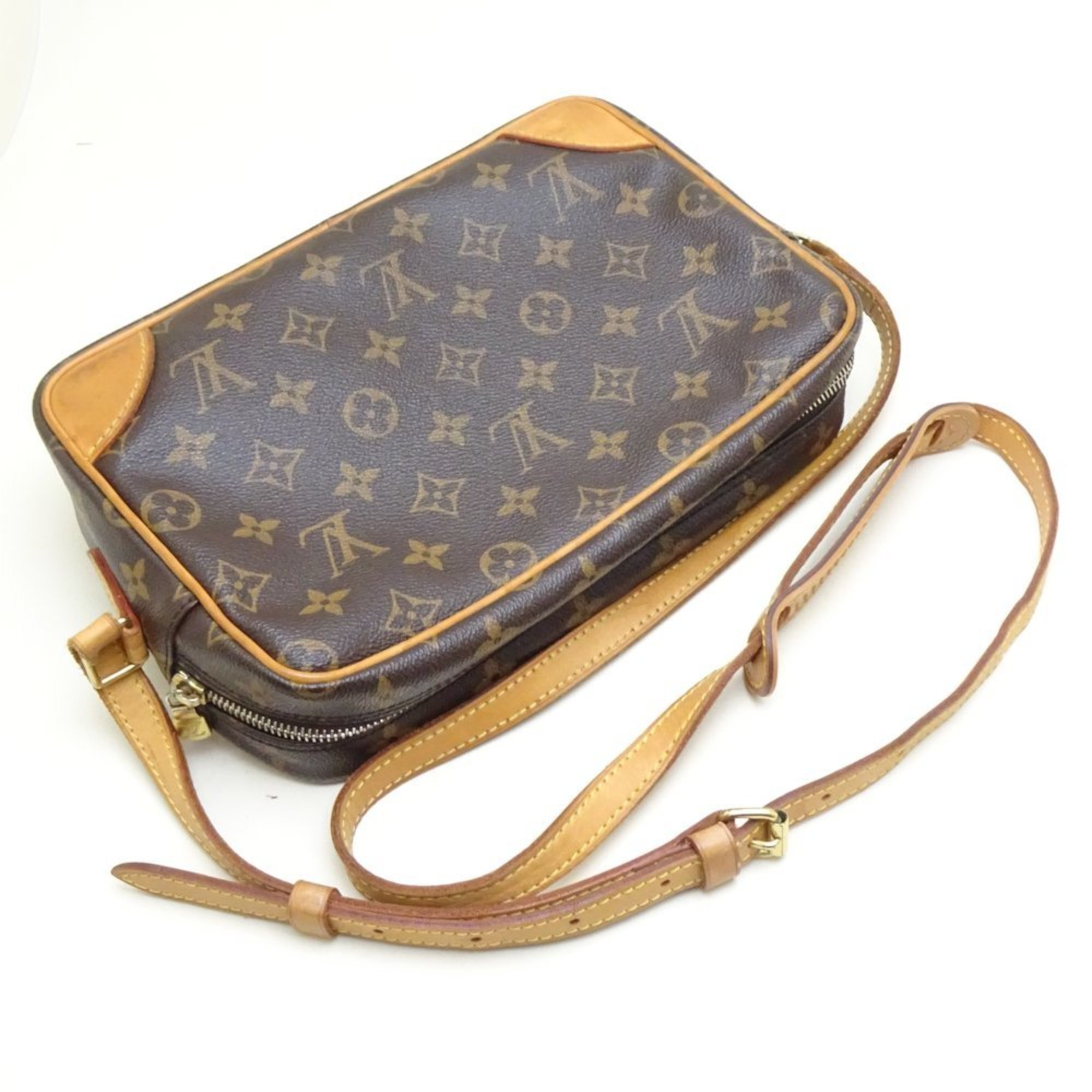 LOUIS VUITTON Louis Vuitton Monogram Trocadero 27 M51274 Shoulder Bag Brown 351493