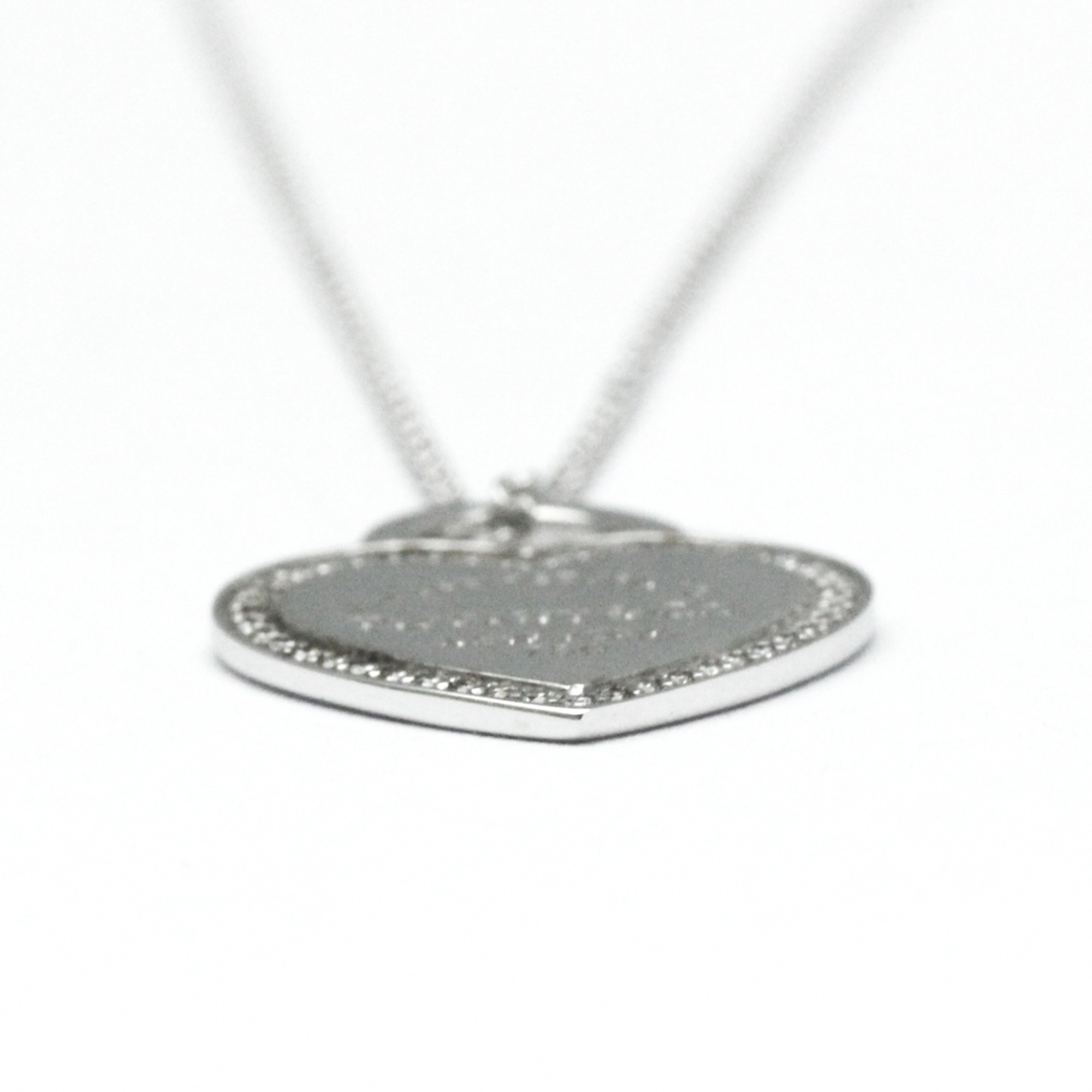 Tiffany Return To Tiffany White Gold (18K) Diamond Men,Women Fashion Pendant Necklace (Silver)