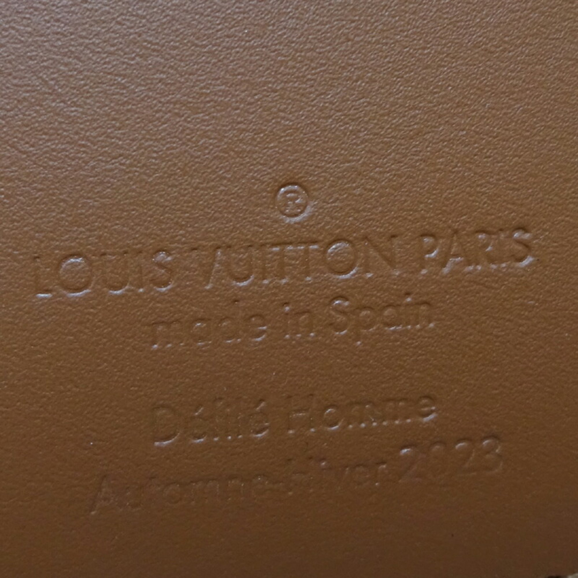 Louis Vuitton P.F. Brazza NM Women's and Men's Bi-fold Wallet M82631 Epi Brown