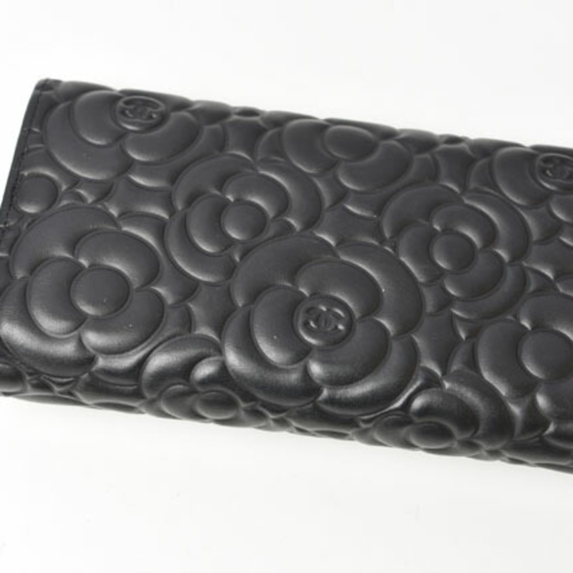 CHANEL Wallet Camellia Lambskin Black A82283