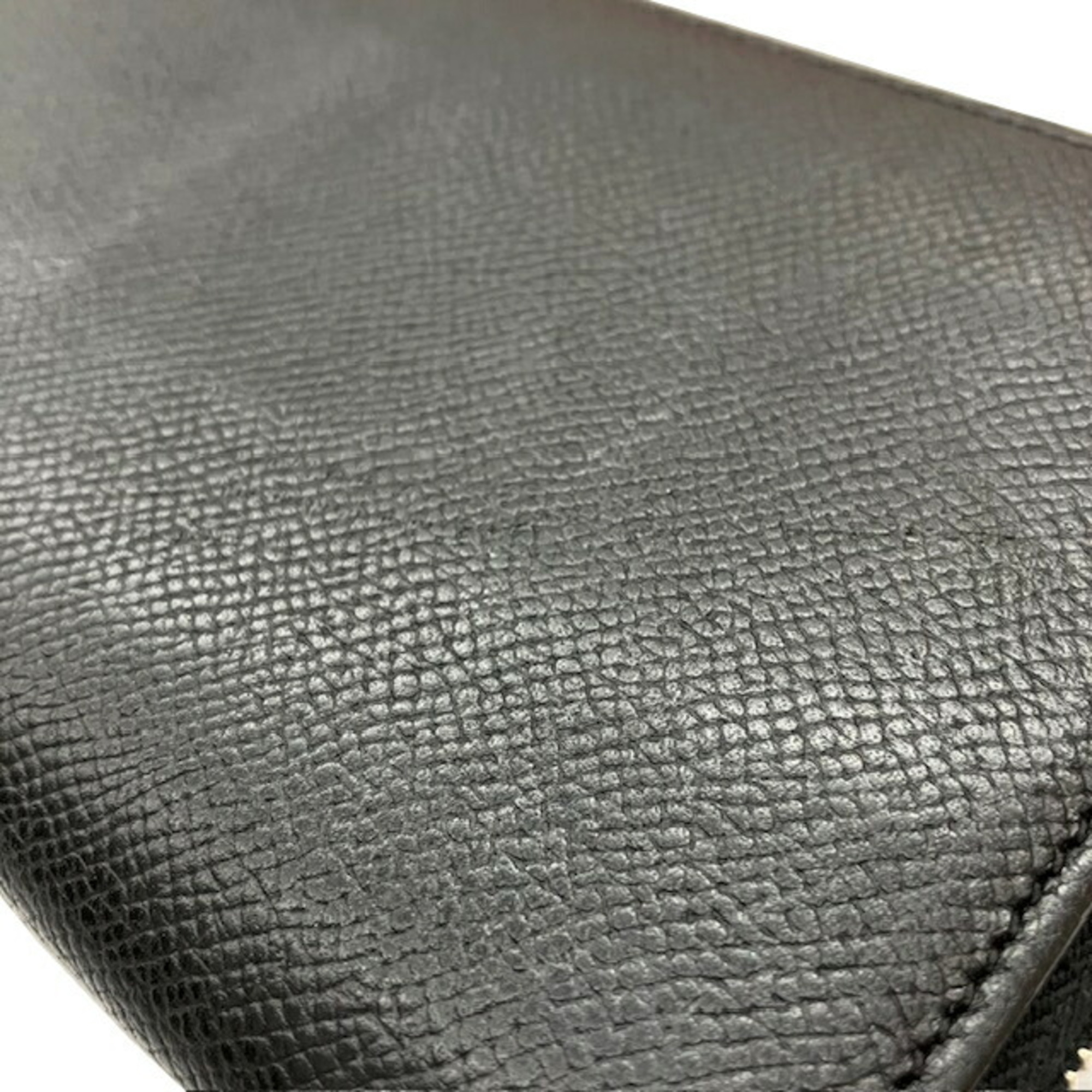 HERMES Azap Silkin Epson Black A Engraved Round Long Wallet