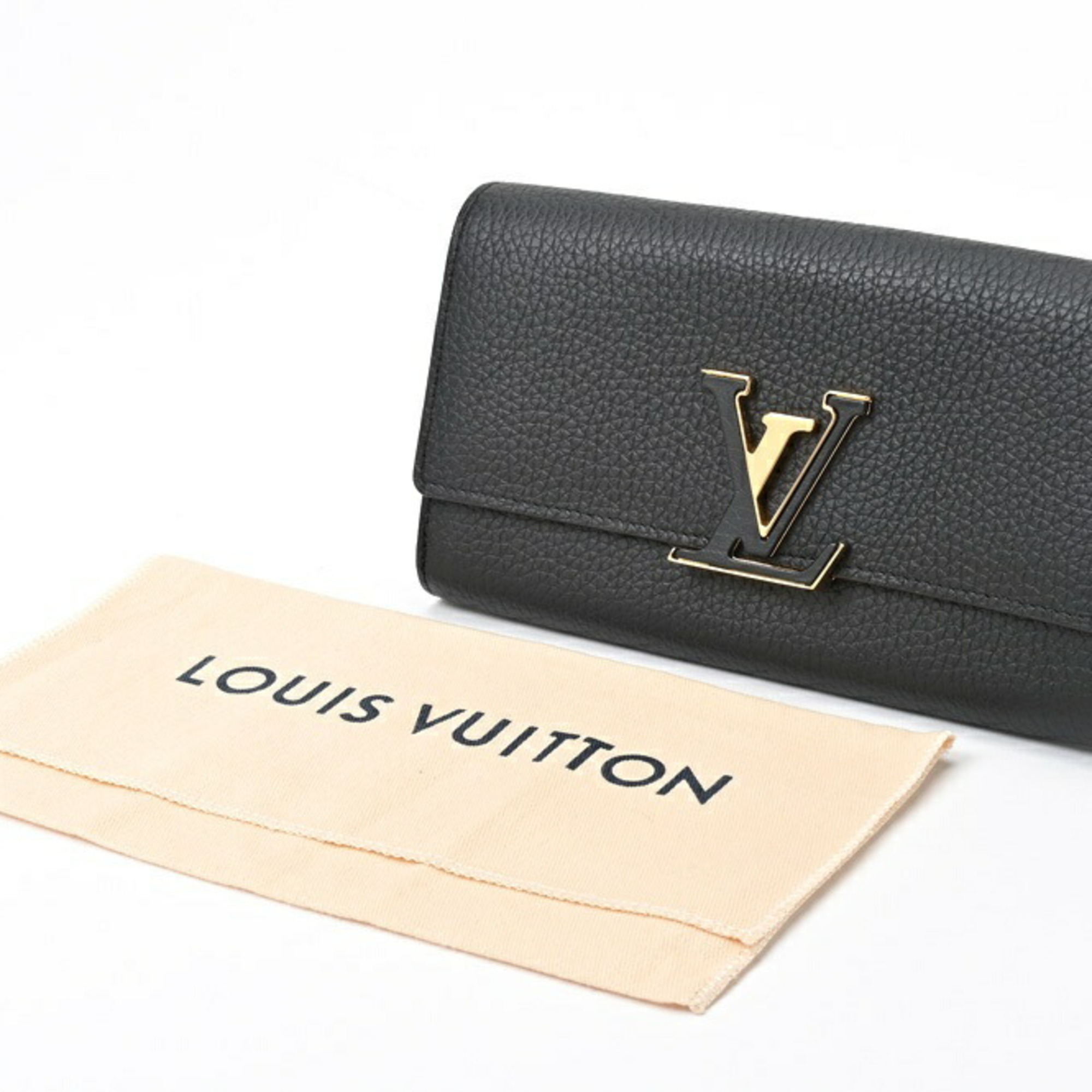 Louis Vuitton LOUIS VUITTON Portefeuille Capucines M61248 Taurillon Leather Black S-156184