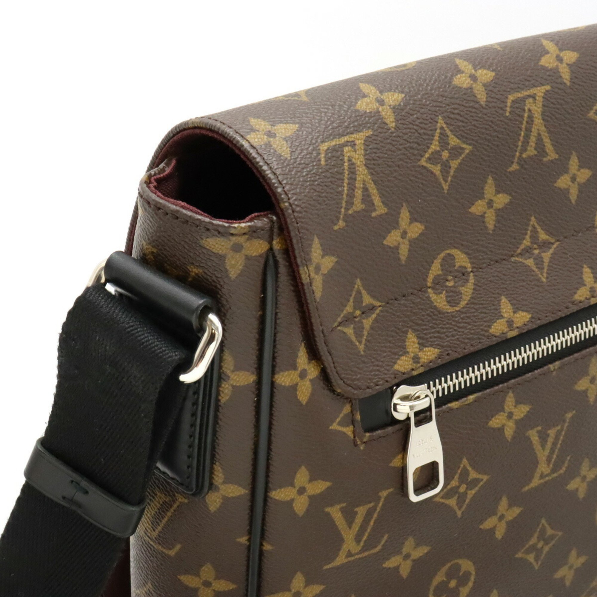 LOUIS VUITTON Louis Vuitton Monogram Macassar District MM Shoulder Bag M40934