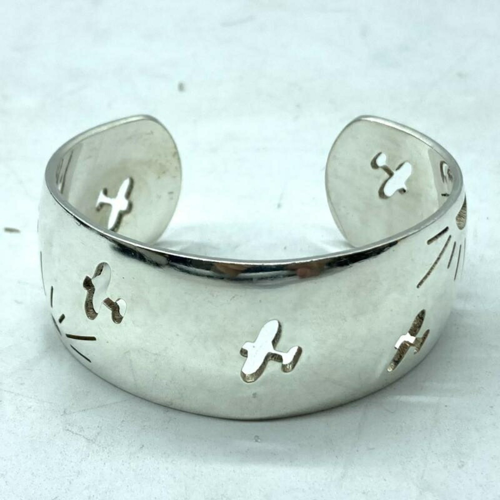 HERMES Bangle Airplane Hermes Silver Bracelet