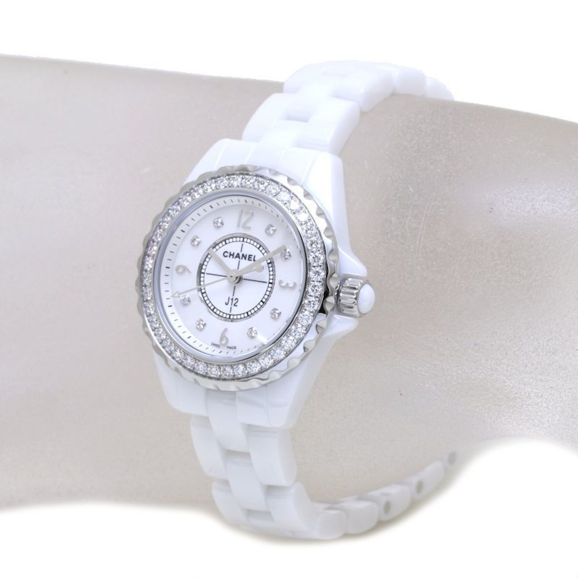 CHANEL J12 8P Diamond Bezel H2572 White Ceramic x Stainless Steel Ladies 39537 Watch