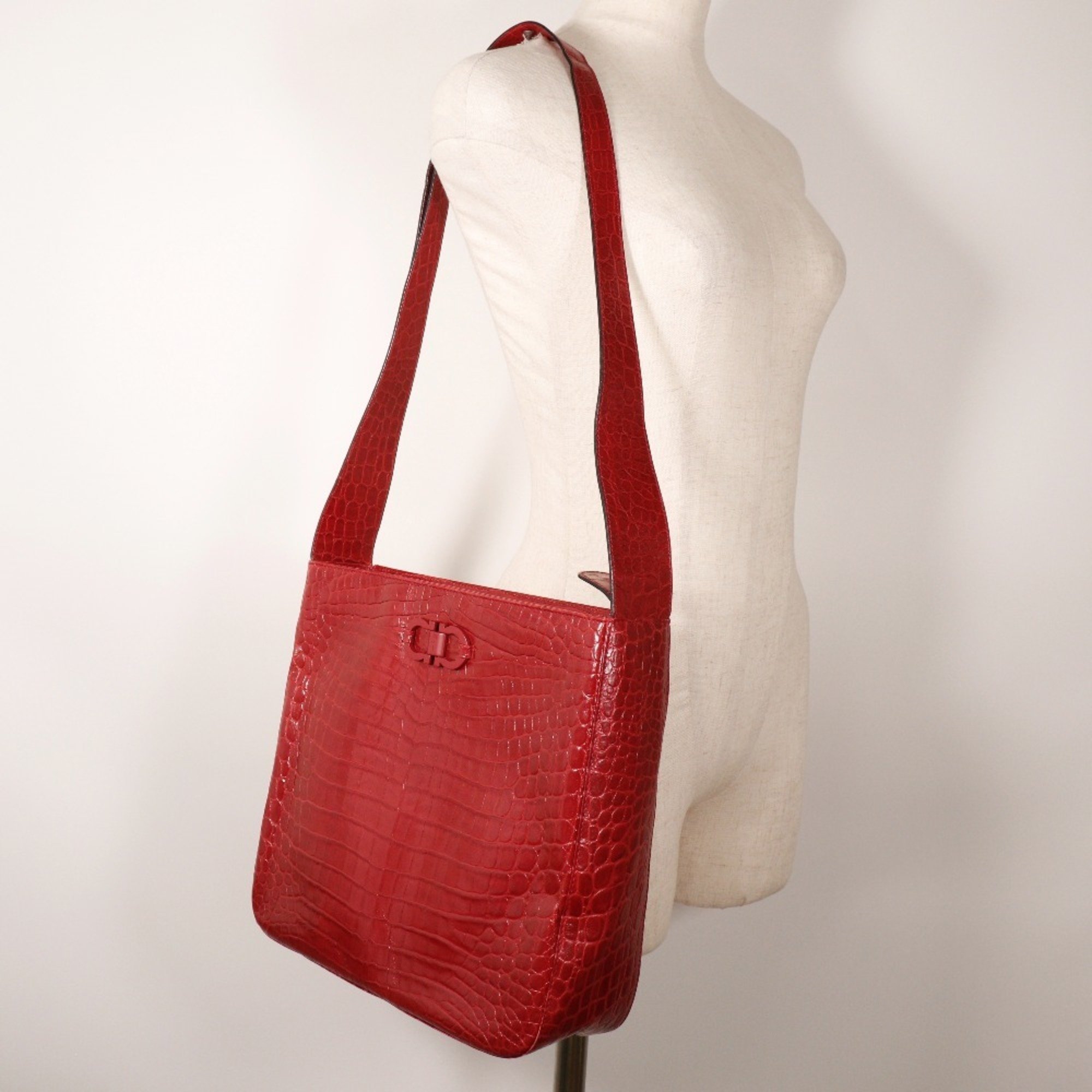 Salvatore Ferragamo Gancini Shoulder Bag Embossed Leather Red AQ216194 A5 Women's