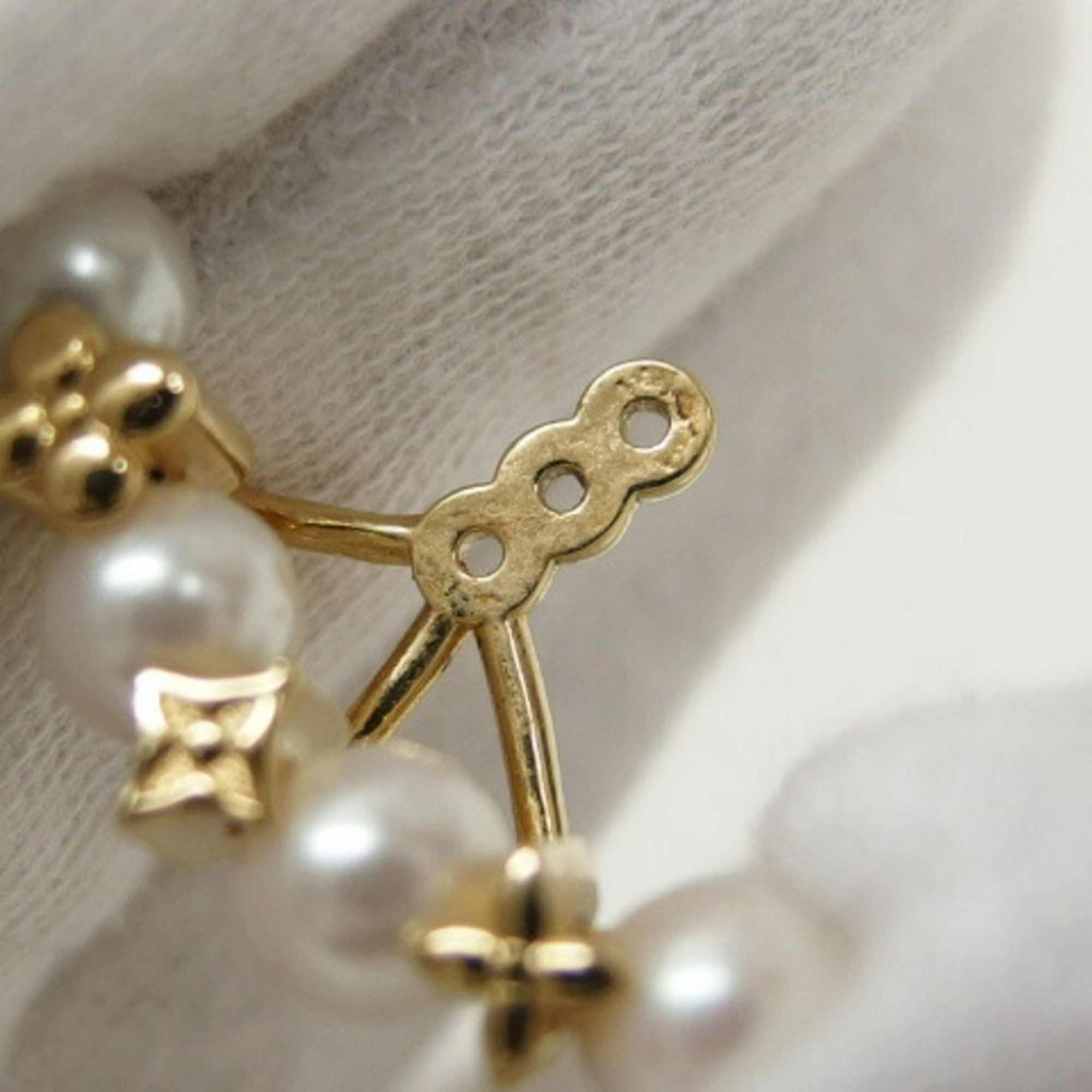 Louis Vuitton Glam Swing Faux Pearl Earrings Gold